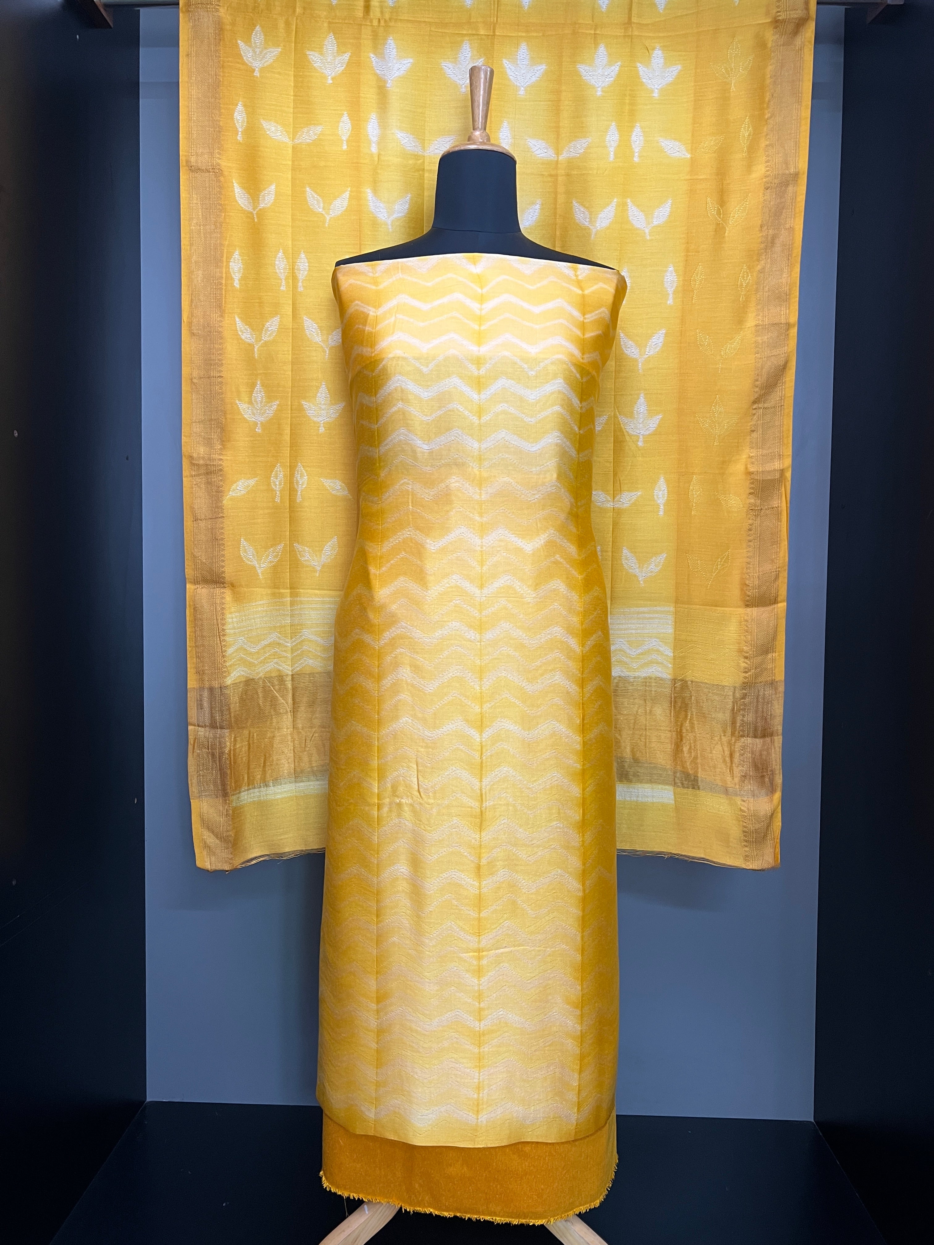 Zig Zag Print Patterned Chanderi Salwar Set | HE186