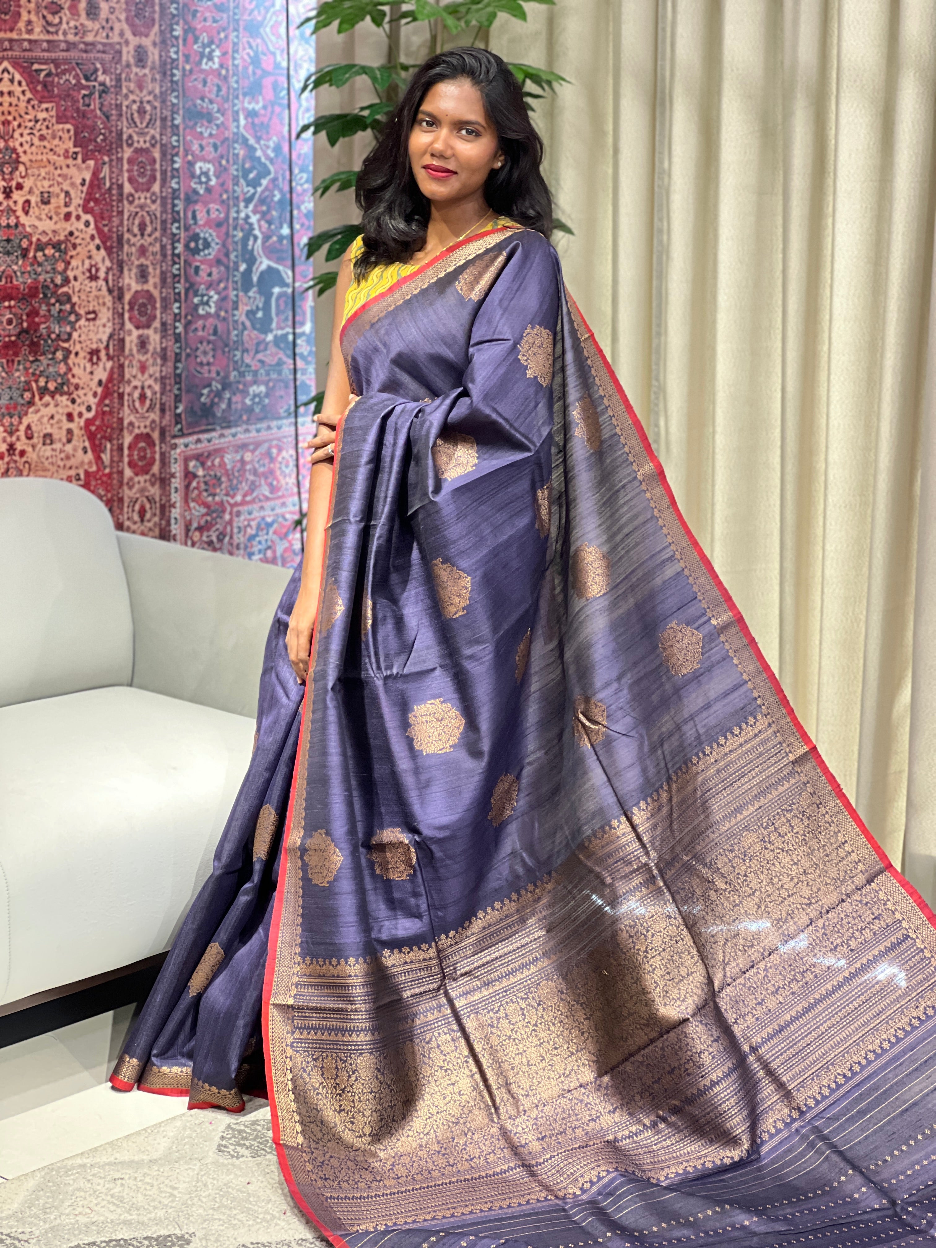 Golden Zari Woven Tussar Banarasi Saree | YNG607