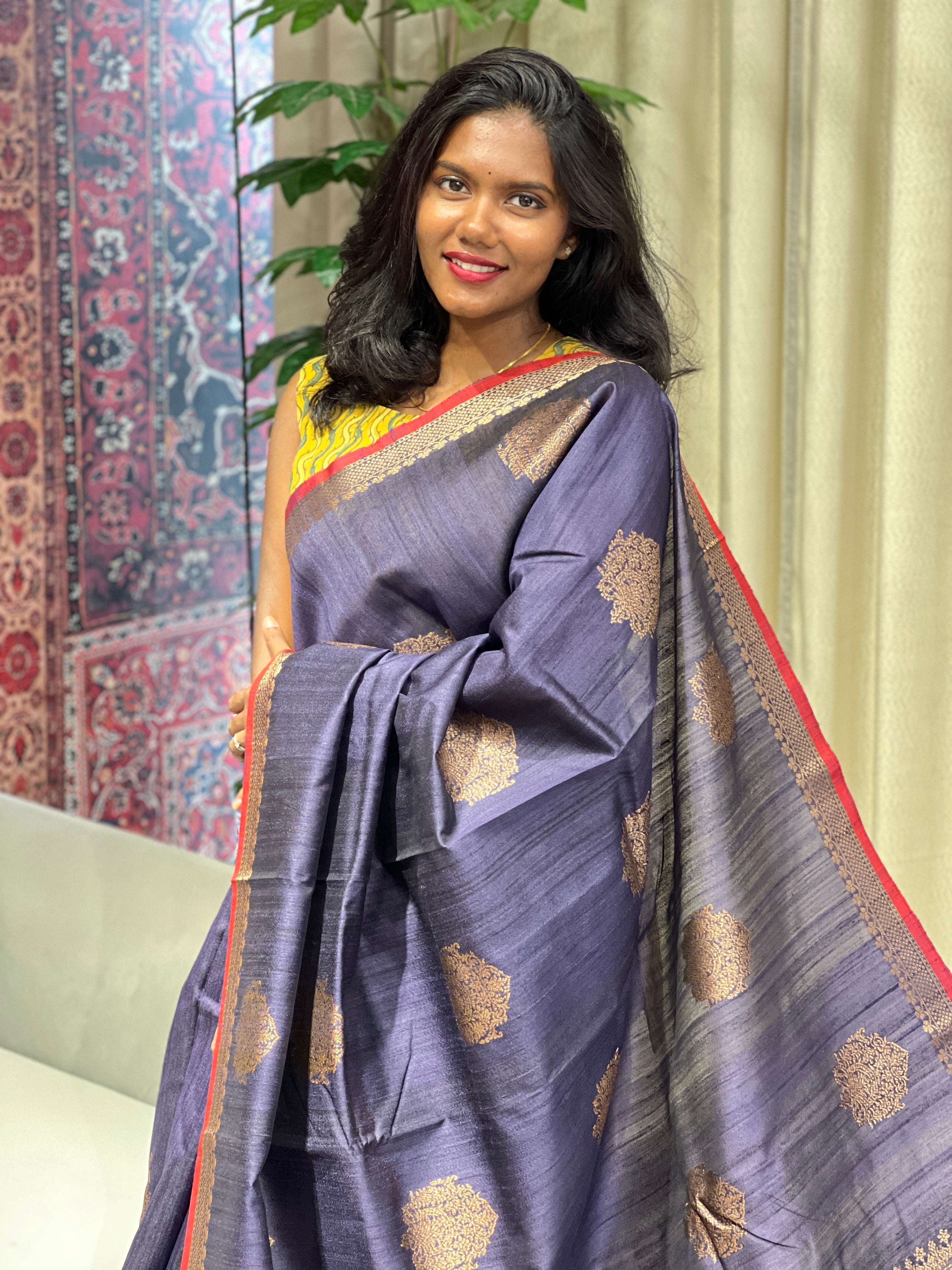Golden Zari Woven Tussar Banarasi Saree | YNG607