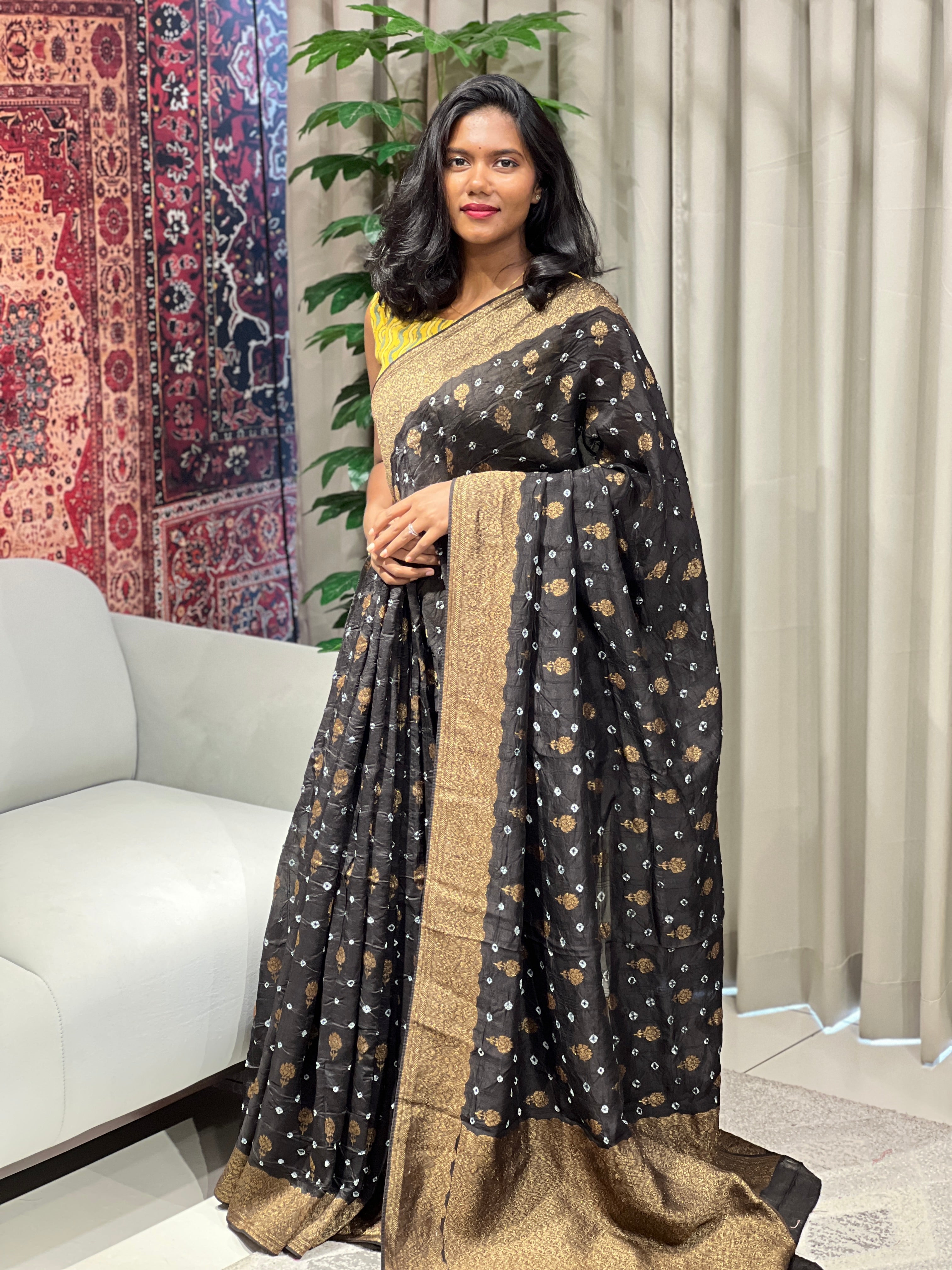 Bandhani Tie & Dye patterned Banarasi Silk Saree |YNG663