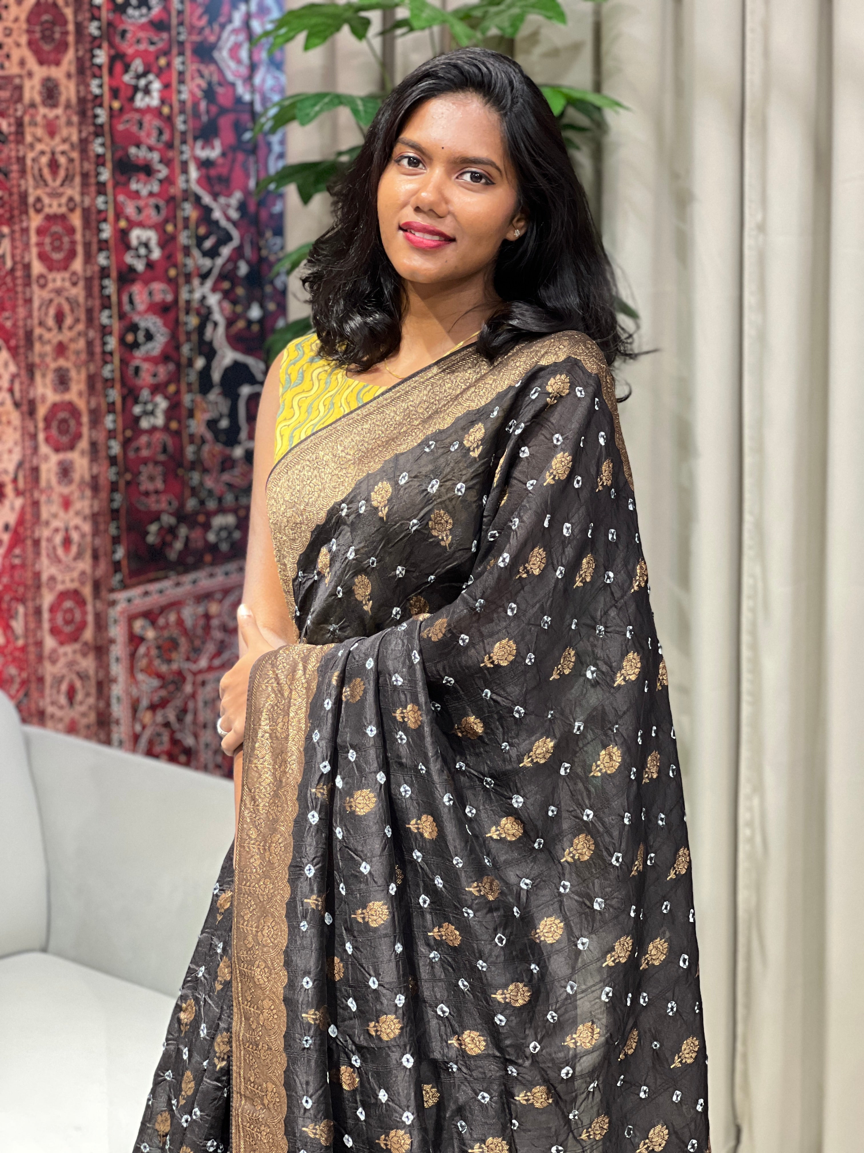 Bandhani Tie & Dye patterned Banarasi Silk Saree |YNG663