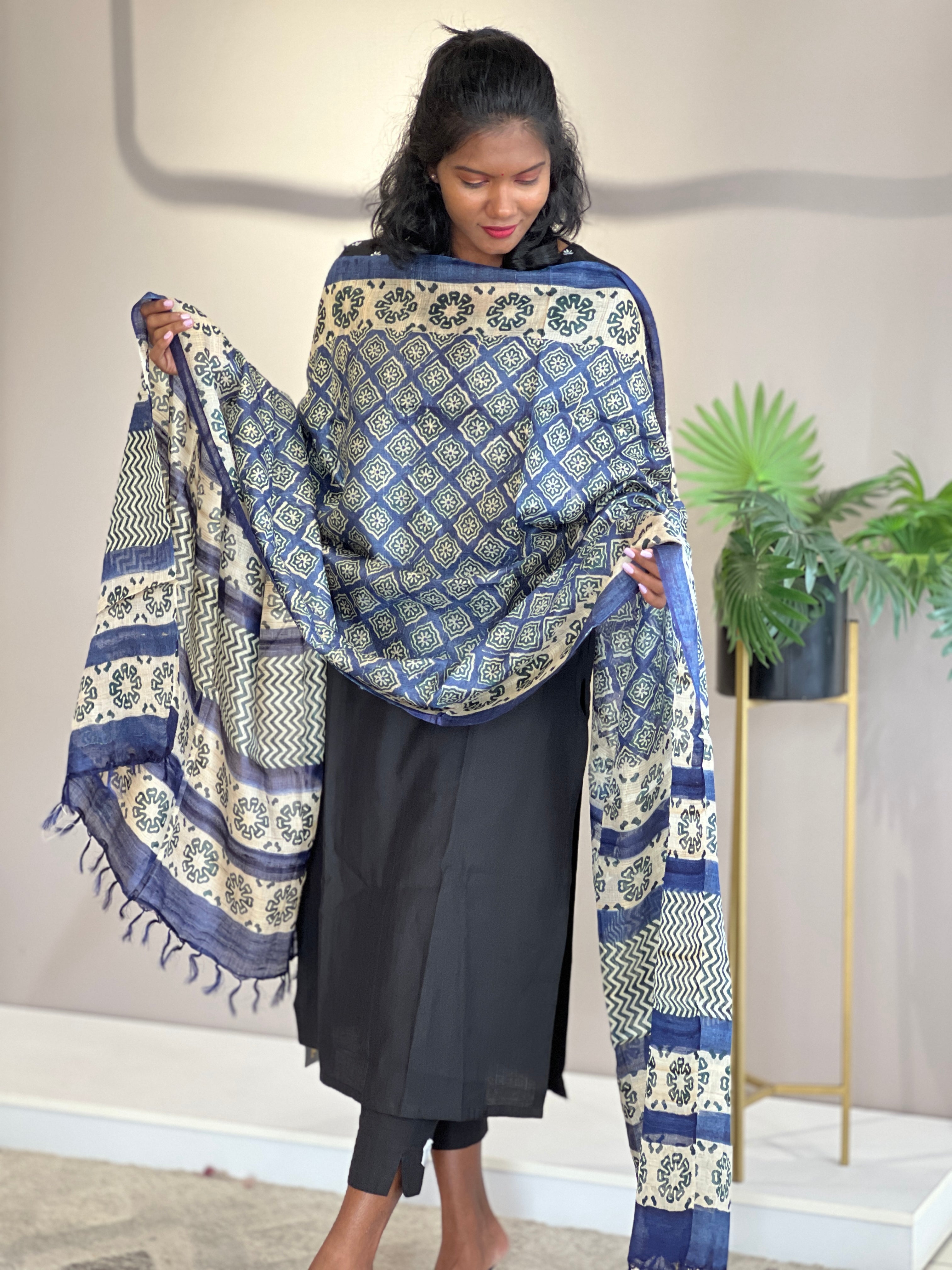 Printed Pattern Desi Tussar Dupatta | MNH149