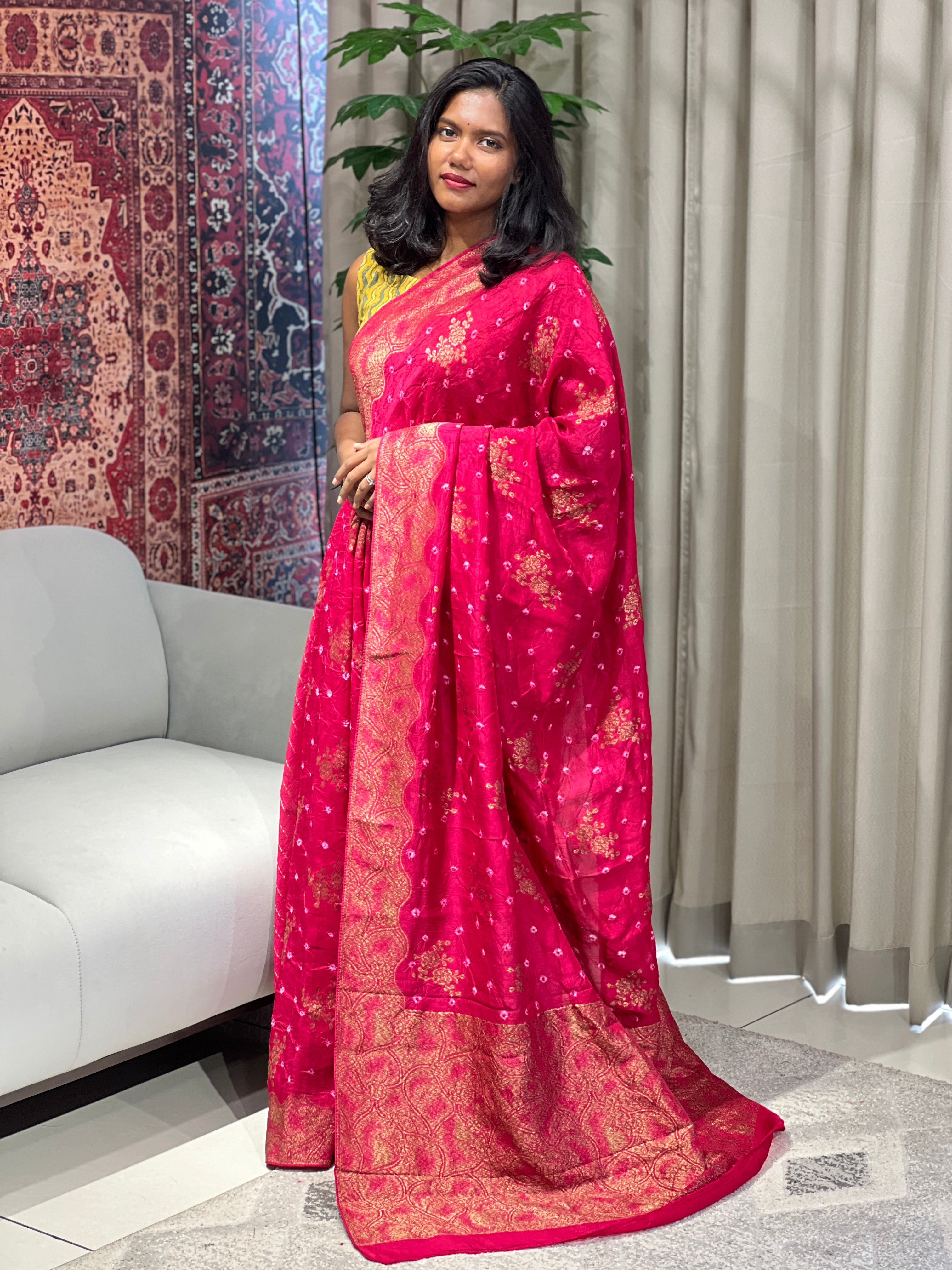 Thread and Zari Woven Banarasi Silk Saree | YNG653