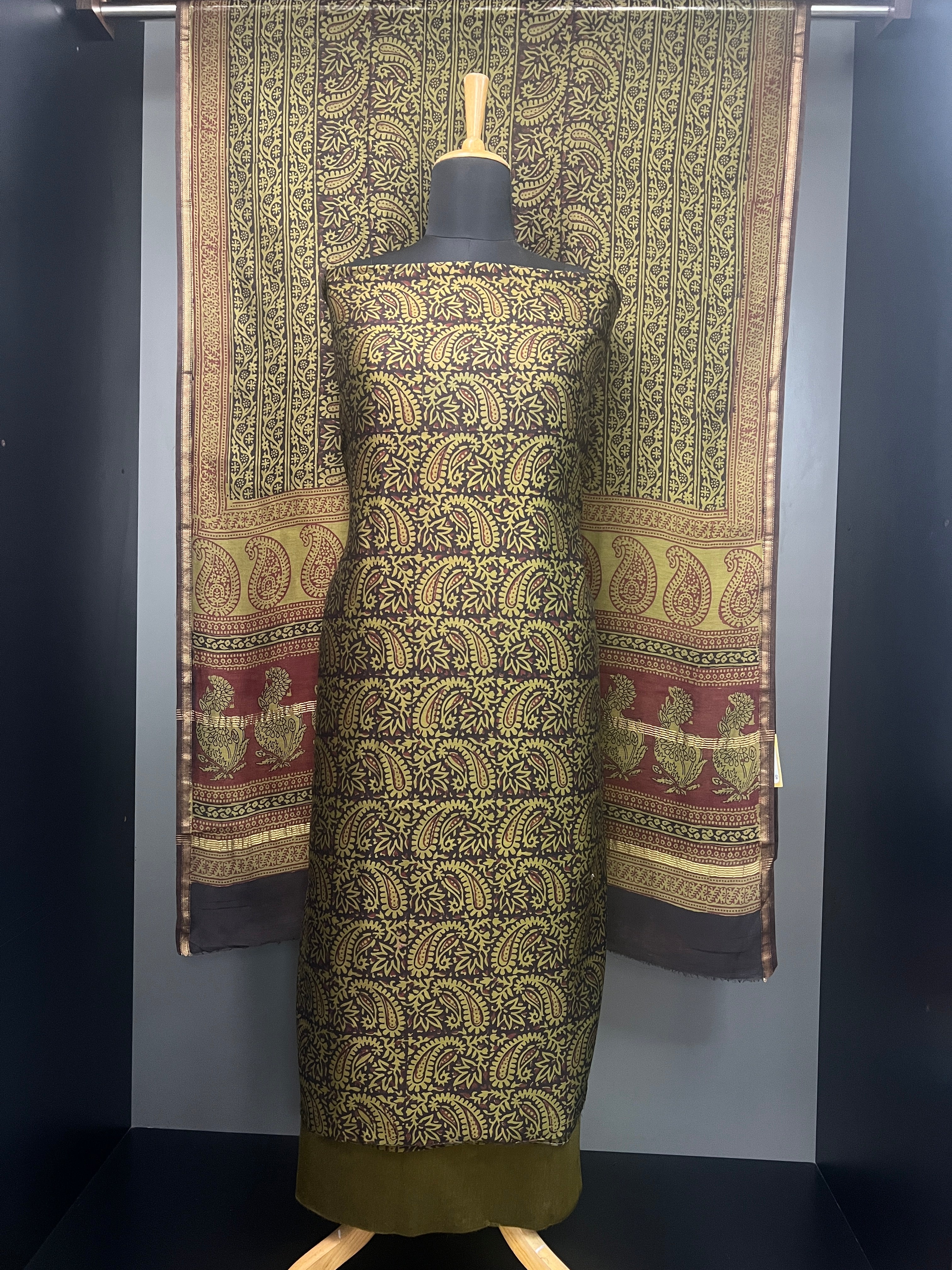 Paisley Block Print Detailed Pure Chanderi Salwar Set | HE194