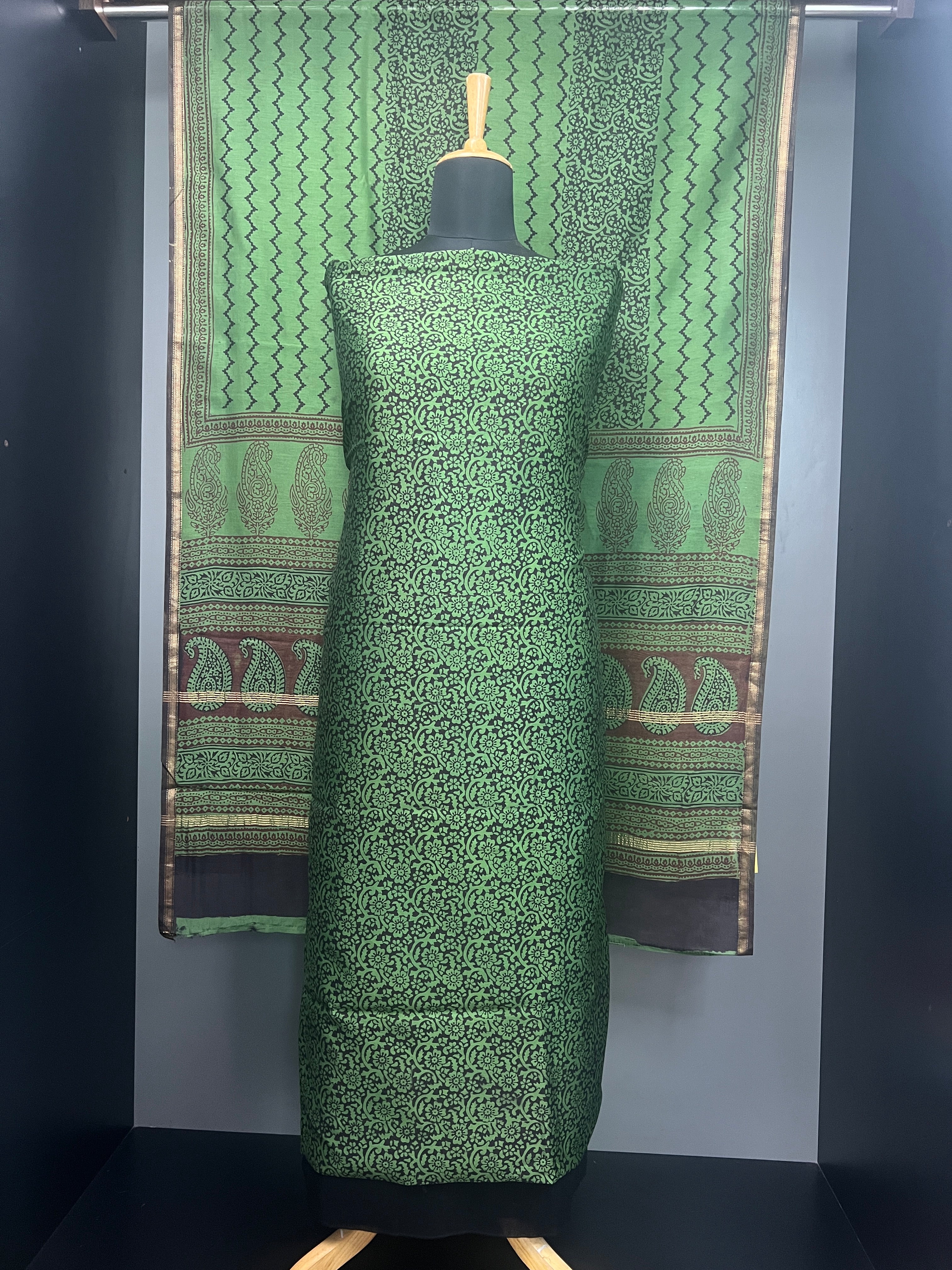 Floral Block Print Detailed Pure Chanderi Salwar Set | HE191