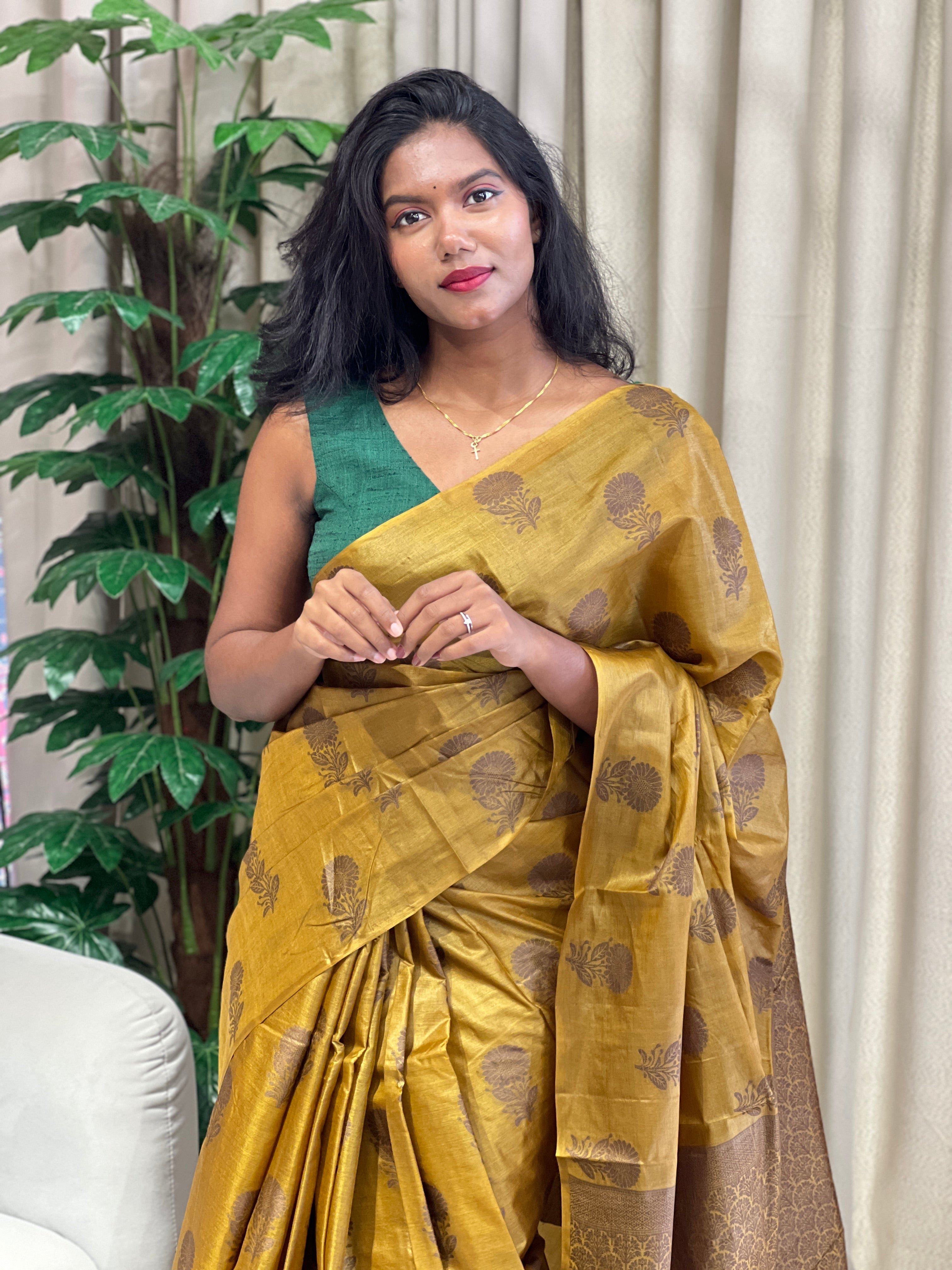 Thread Weaving Tussar Saree | YNG684