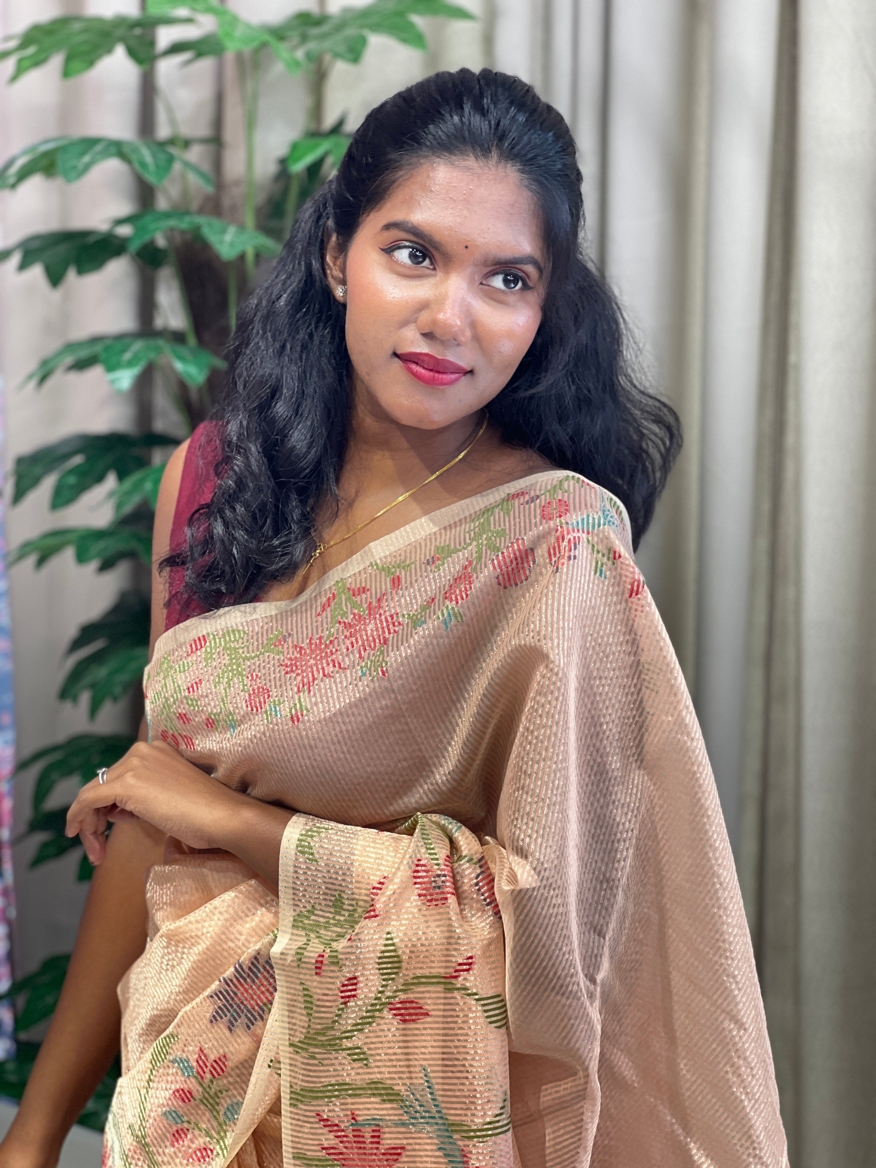 Jamdani Woven Semi Organza Saree | YNG701