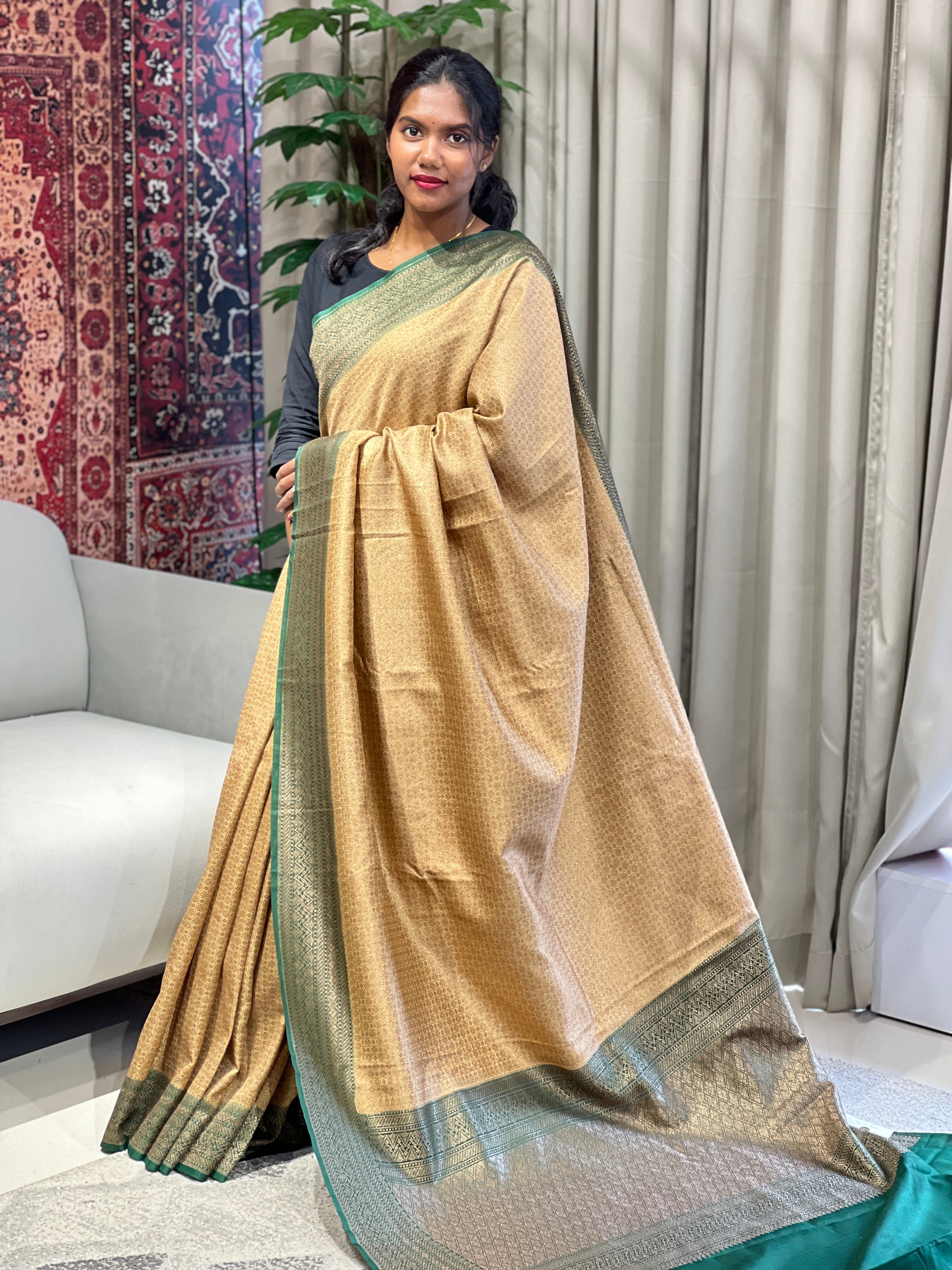 Zari & Thread Woven Semi Banarasi Saree | YNG674