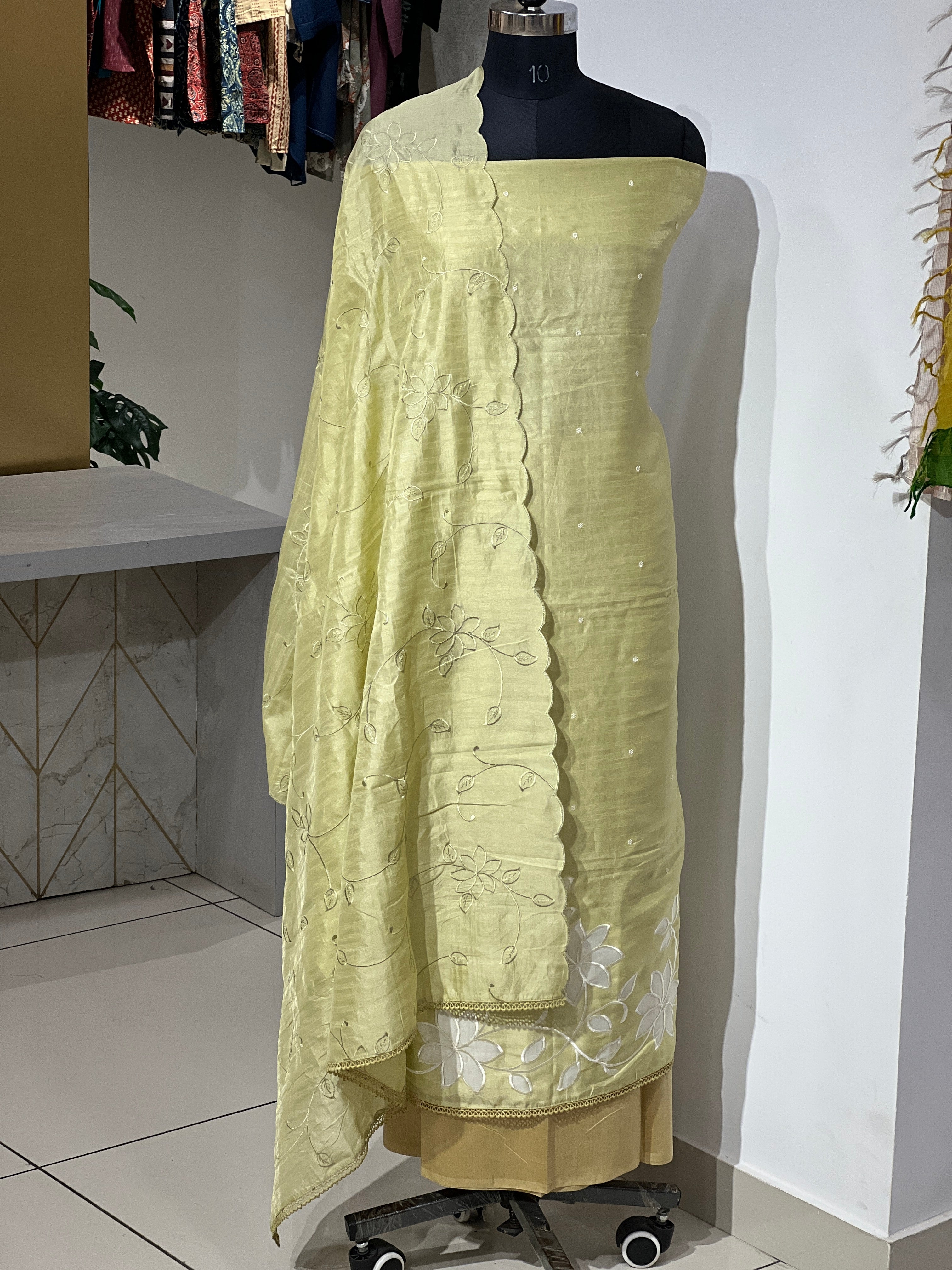 Floral Applique Detailed Semi Chanderi Salwar Set | SUN684