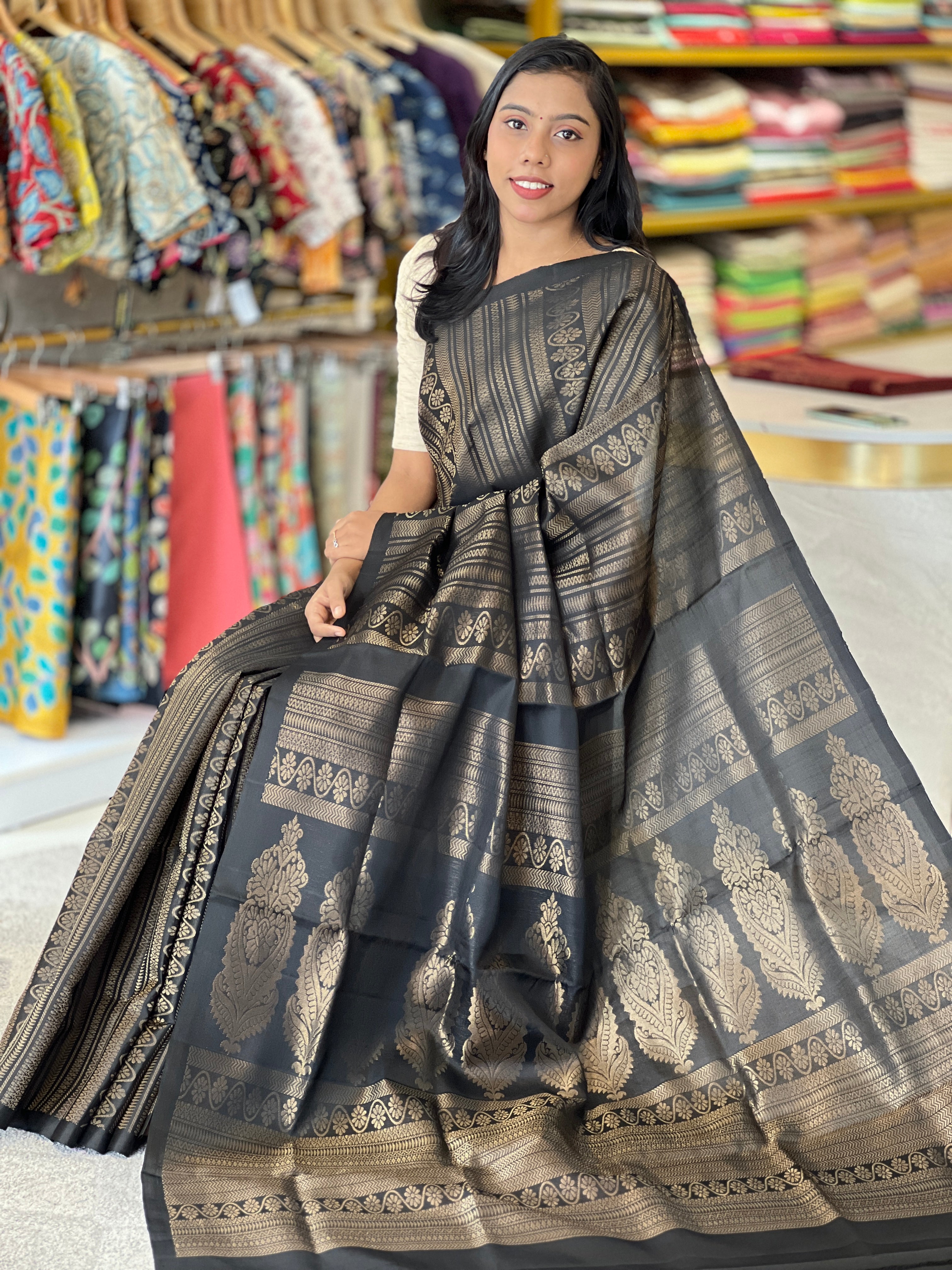 Traditional Zari Woven Soft Silk Saree | TT276