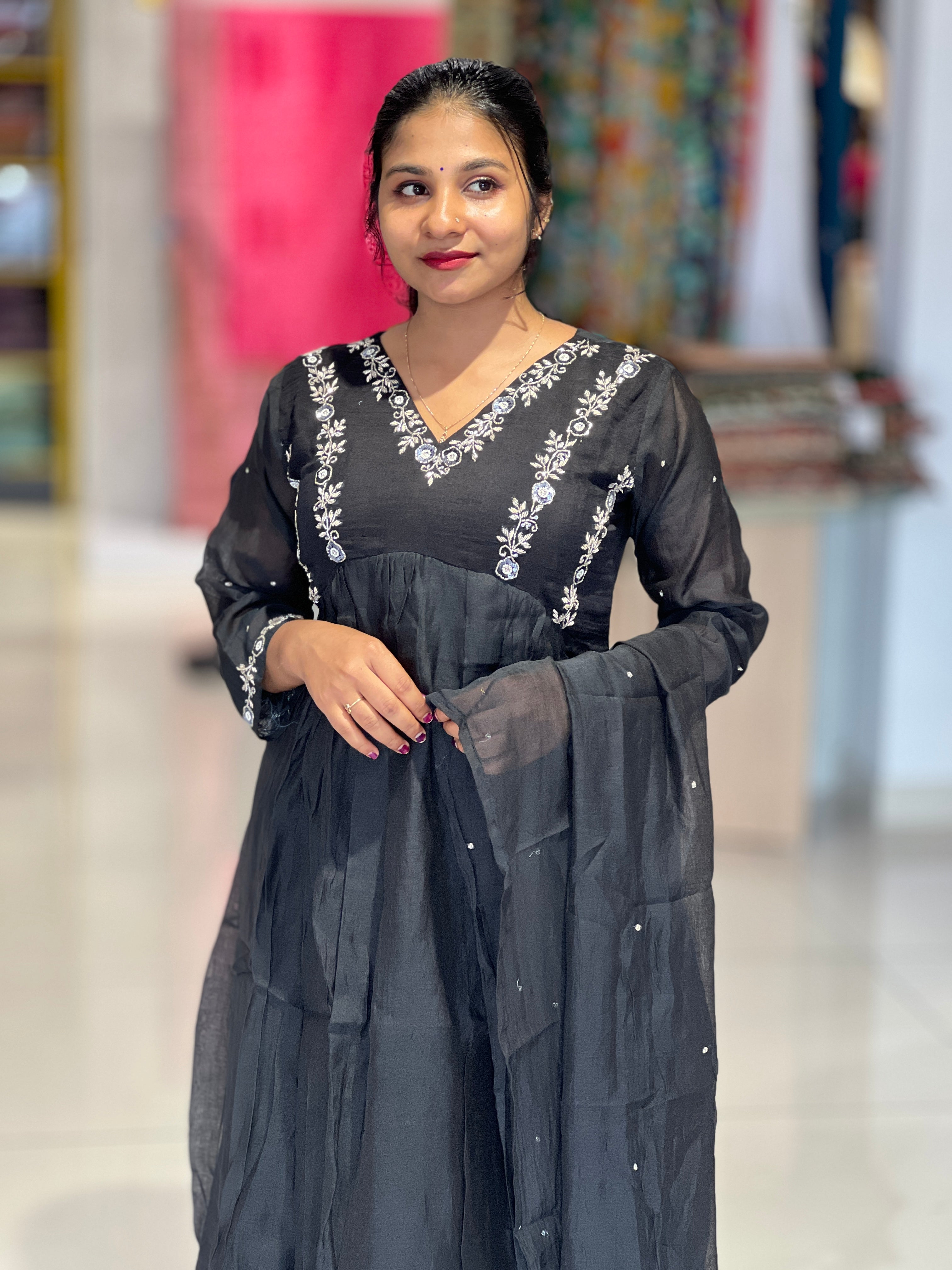Zardosi & Cut Beads Embroidery Detailed Chanderi Kurta Set  | KIA121