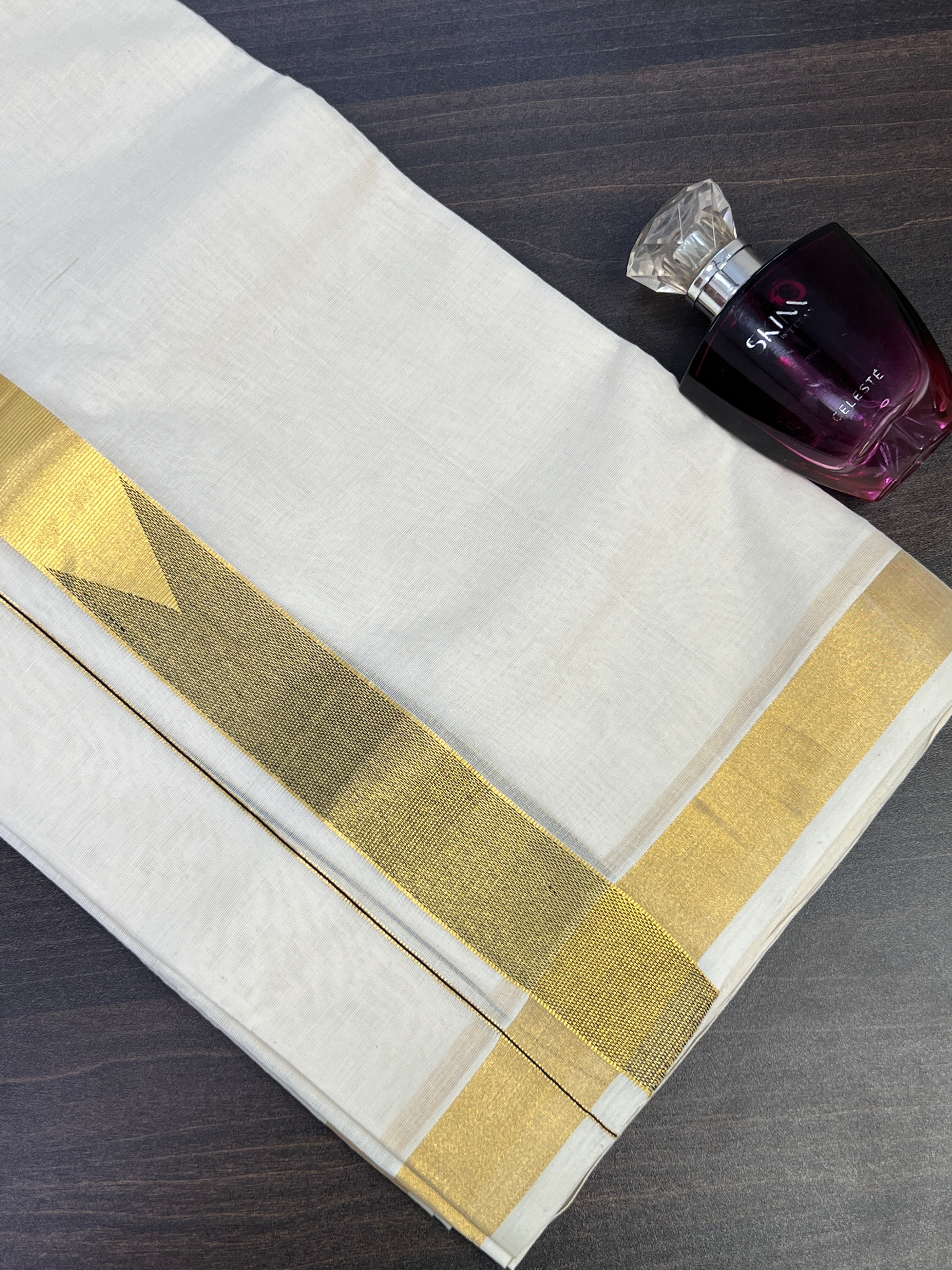 Kasavu Detailed Balaramapuram Handloom Kerala Cotton Mundu | KL212