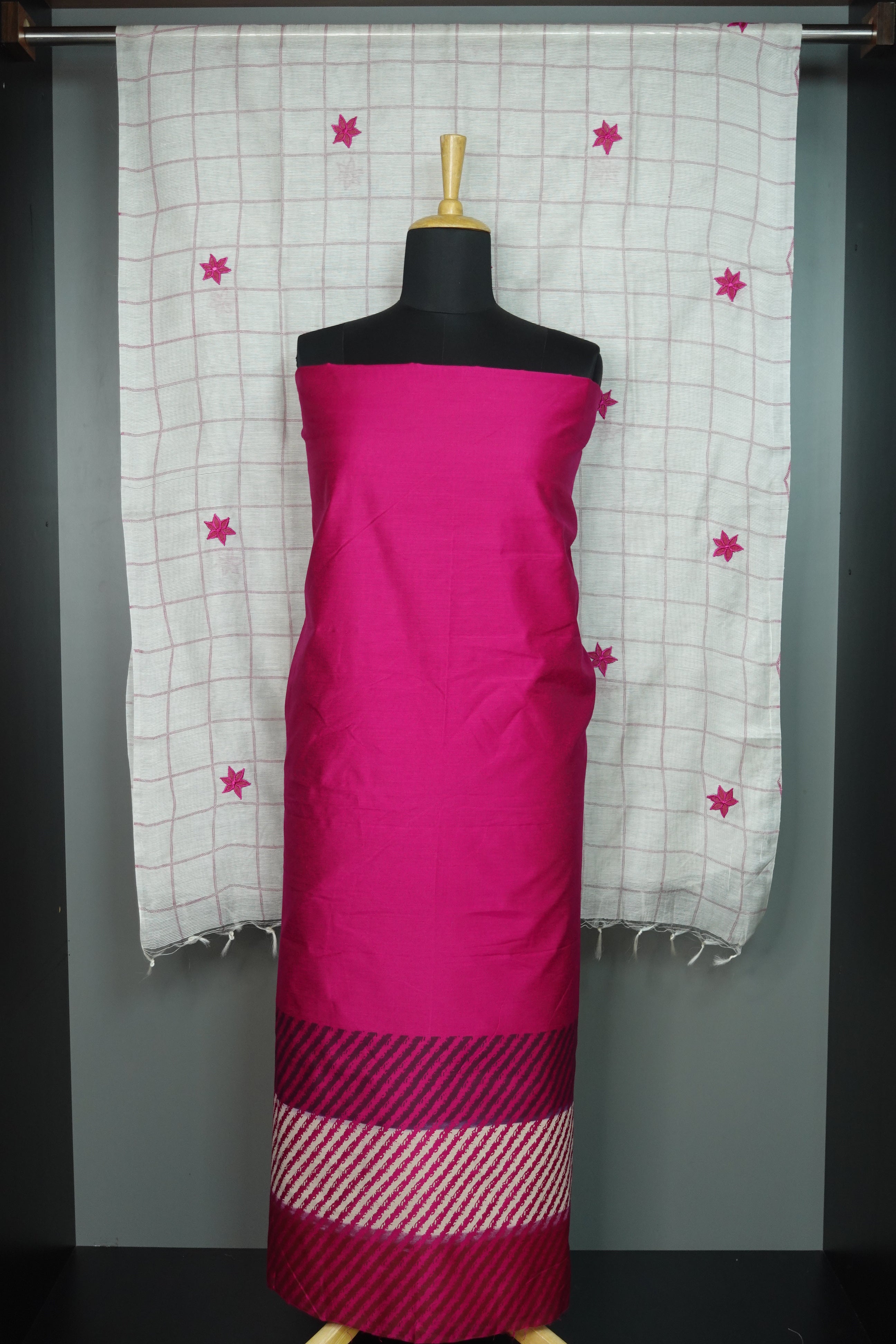 Screen Printed Slub Chanderi Finish Salwar Set | SS892