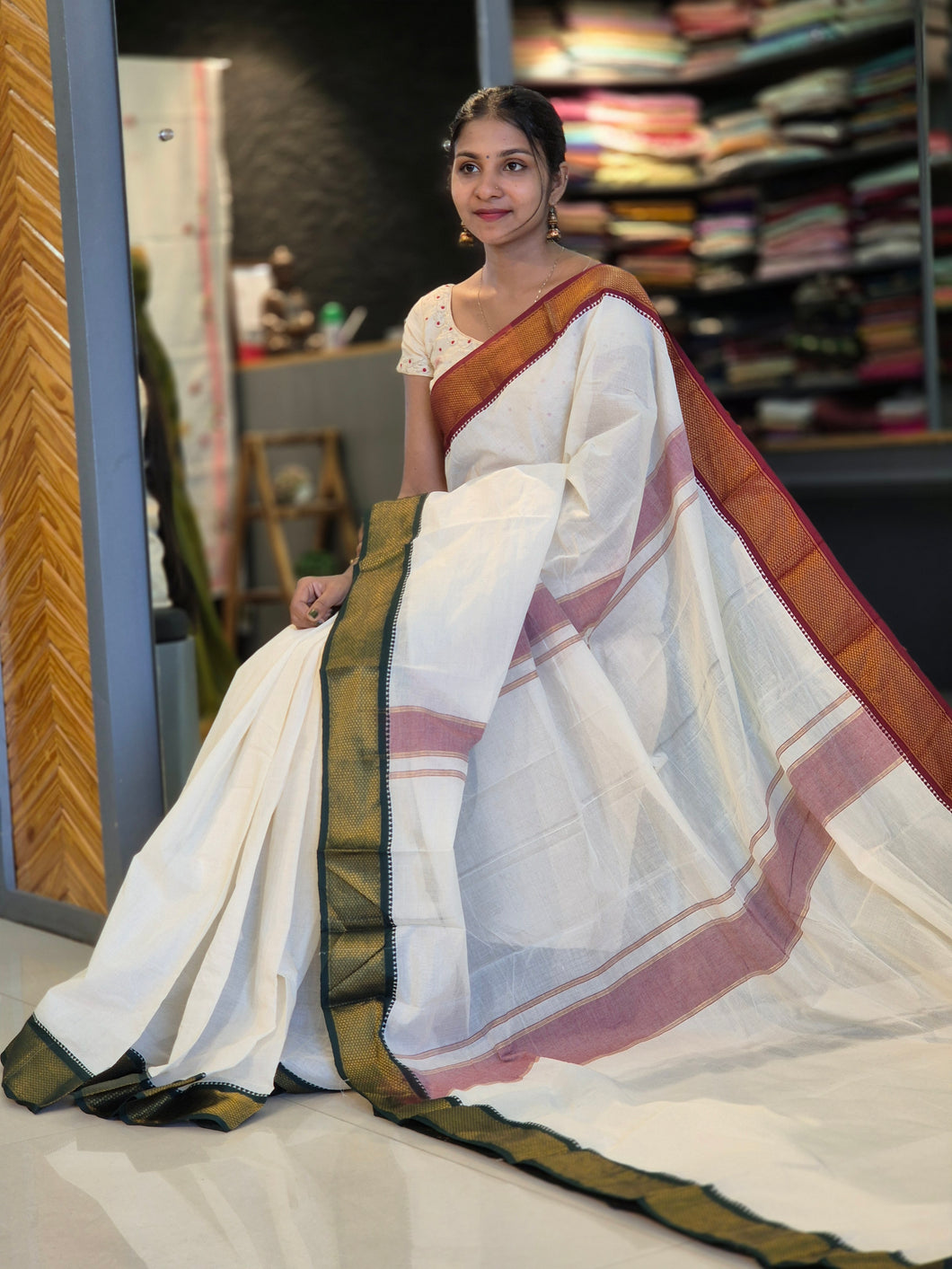 Temple Border Pattern Kerala Cotton Balaramapuram Saree | KL311