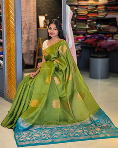 Traditional Motif Soft Silk Saree | AHR217
