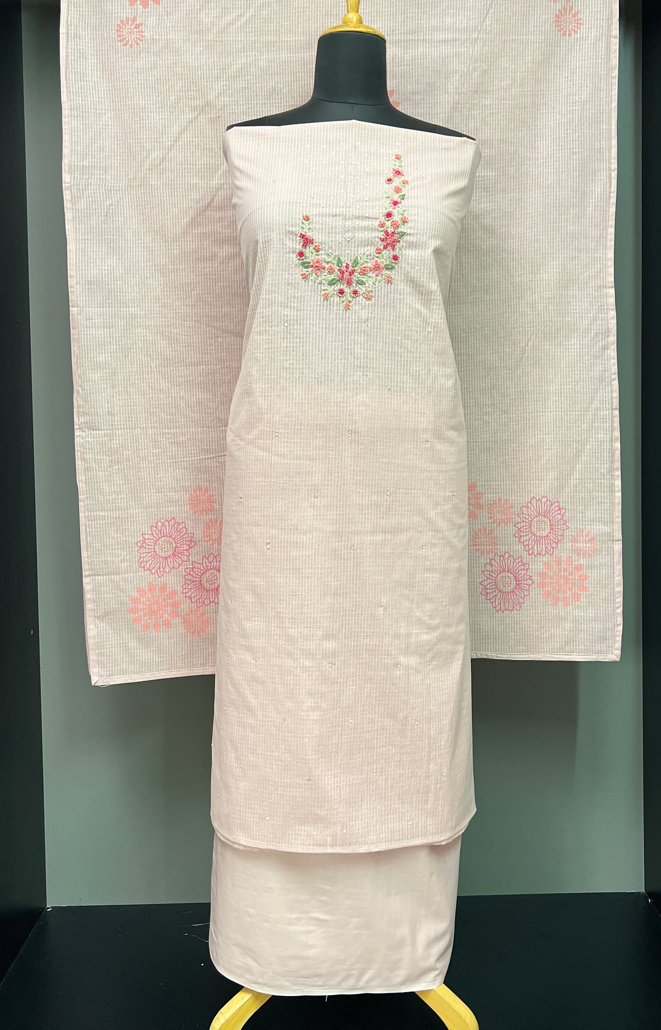 Hand Embroidery Detailed Kota Salwar Set | PHU181