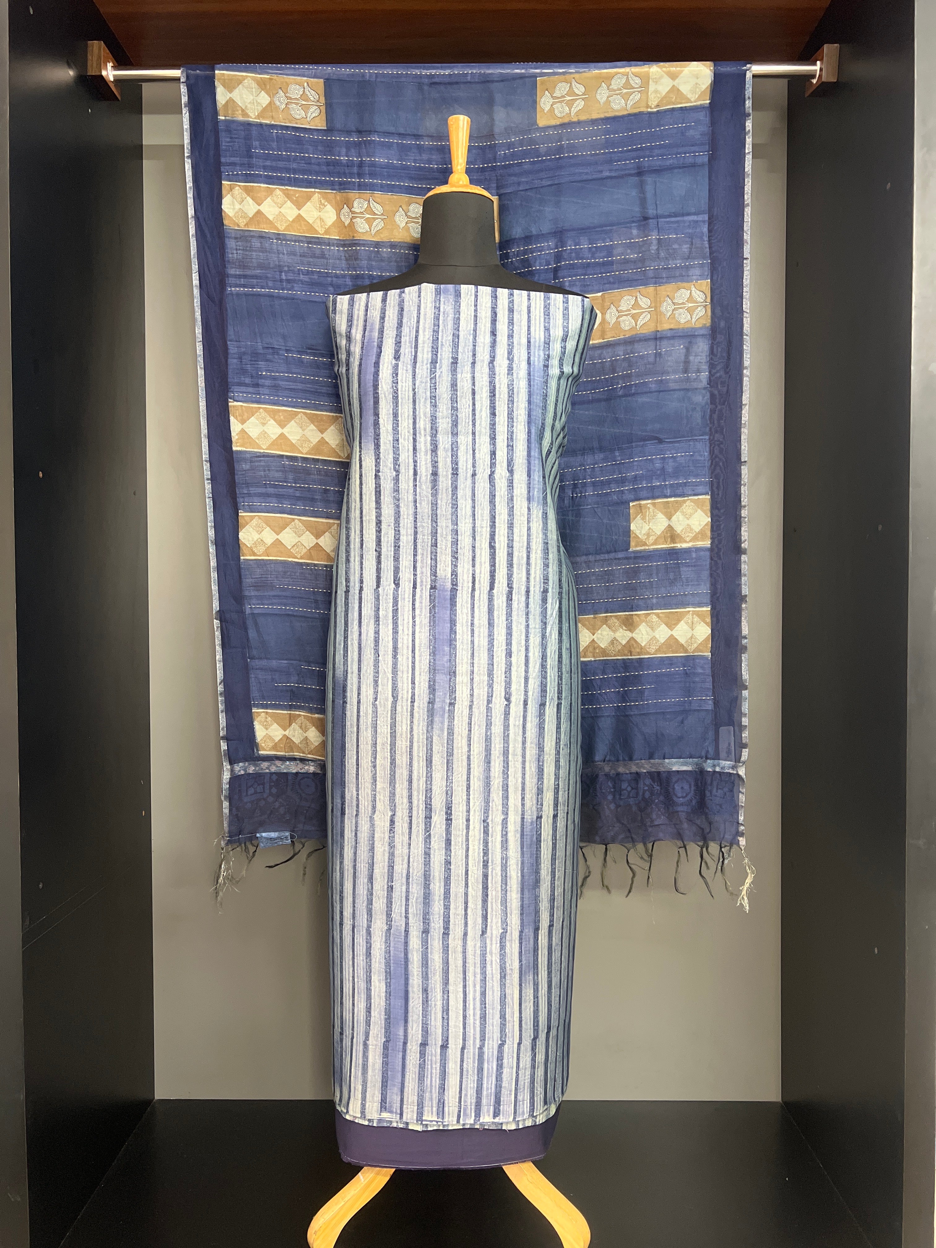 Brush Stroke Pattern Mul Chanderi Salwar Set | YNG1468