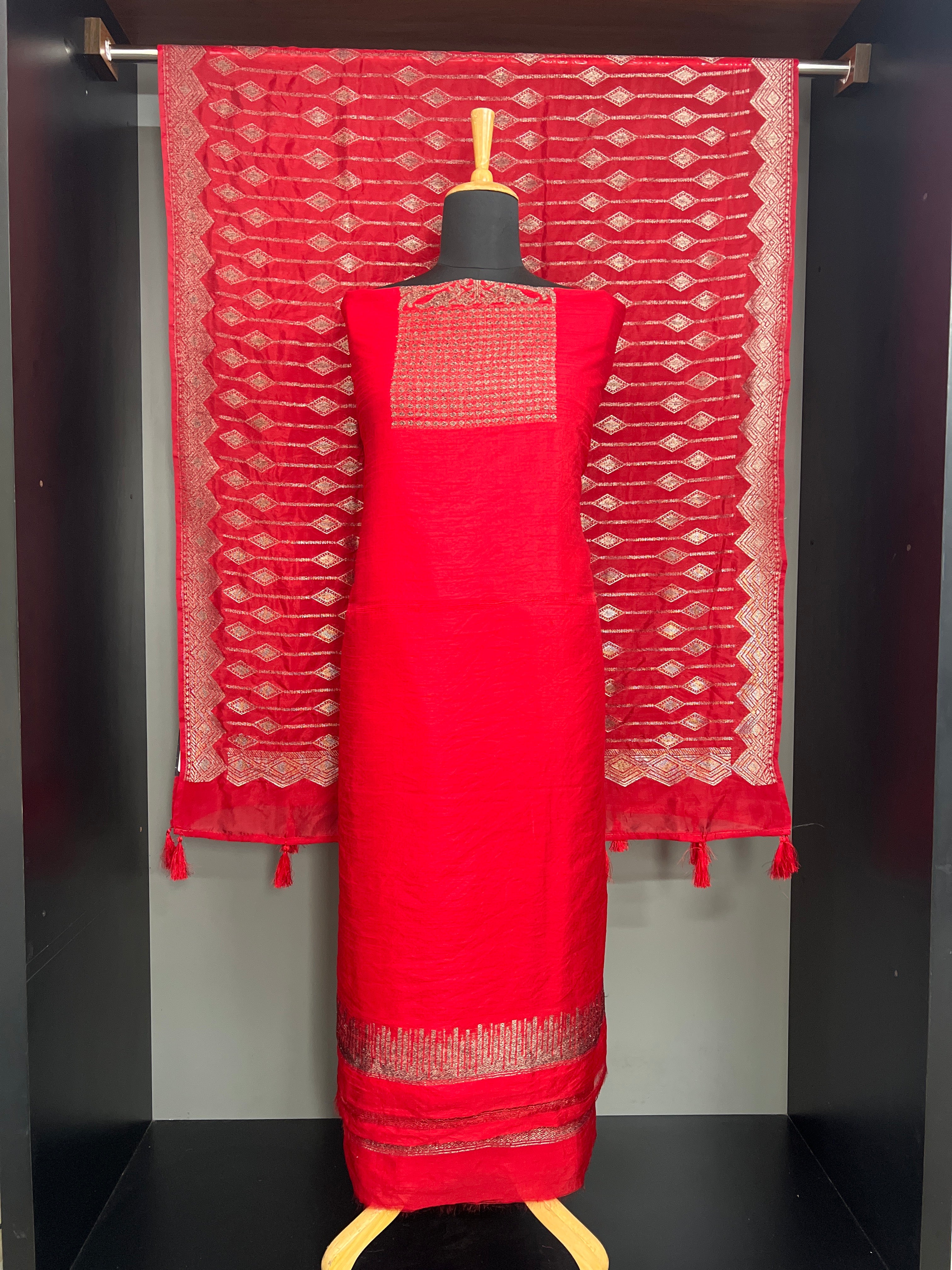 Zari Woven Semi Tussar Salwar Set | YNG1572