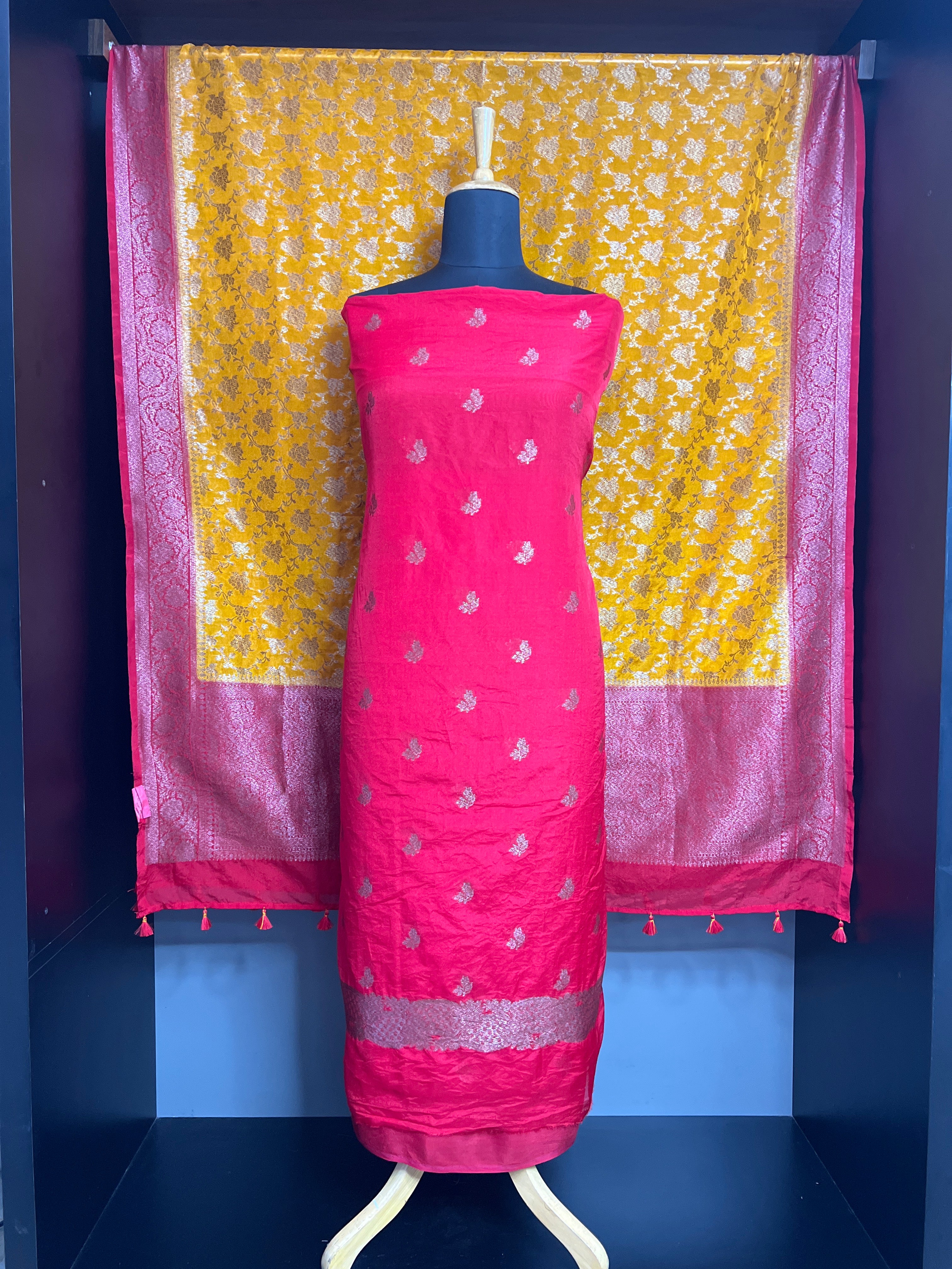 Banarasi Pattern Semi Silk Salwar Set | YNG1585