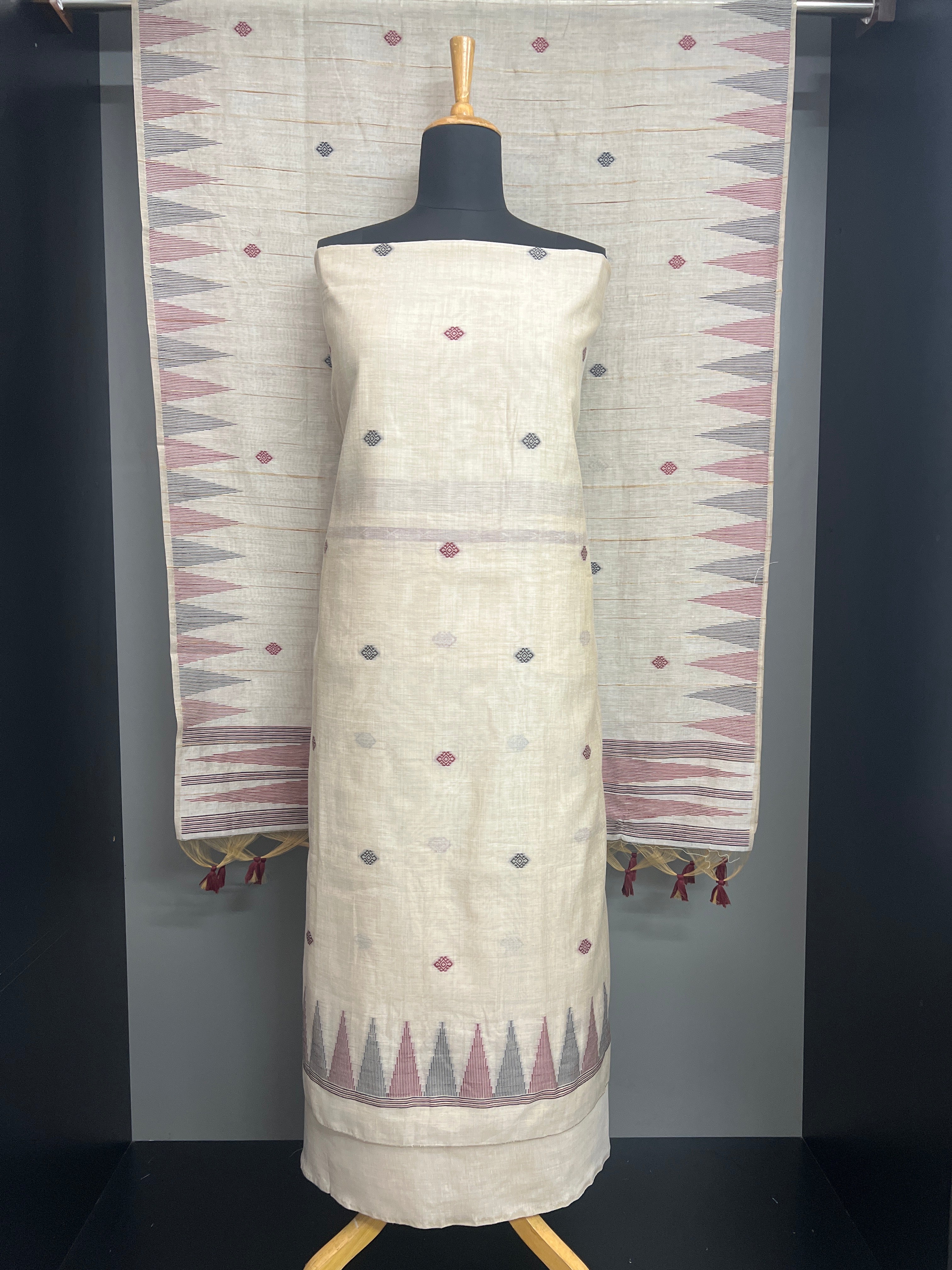 Jamdani Woven Semi Chanderi Salwar Set | SSN539
