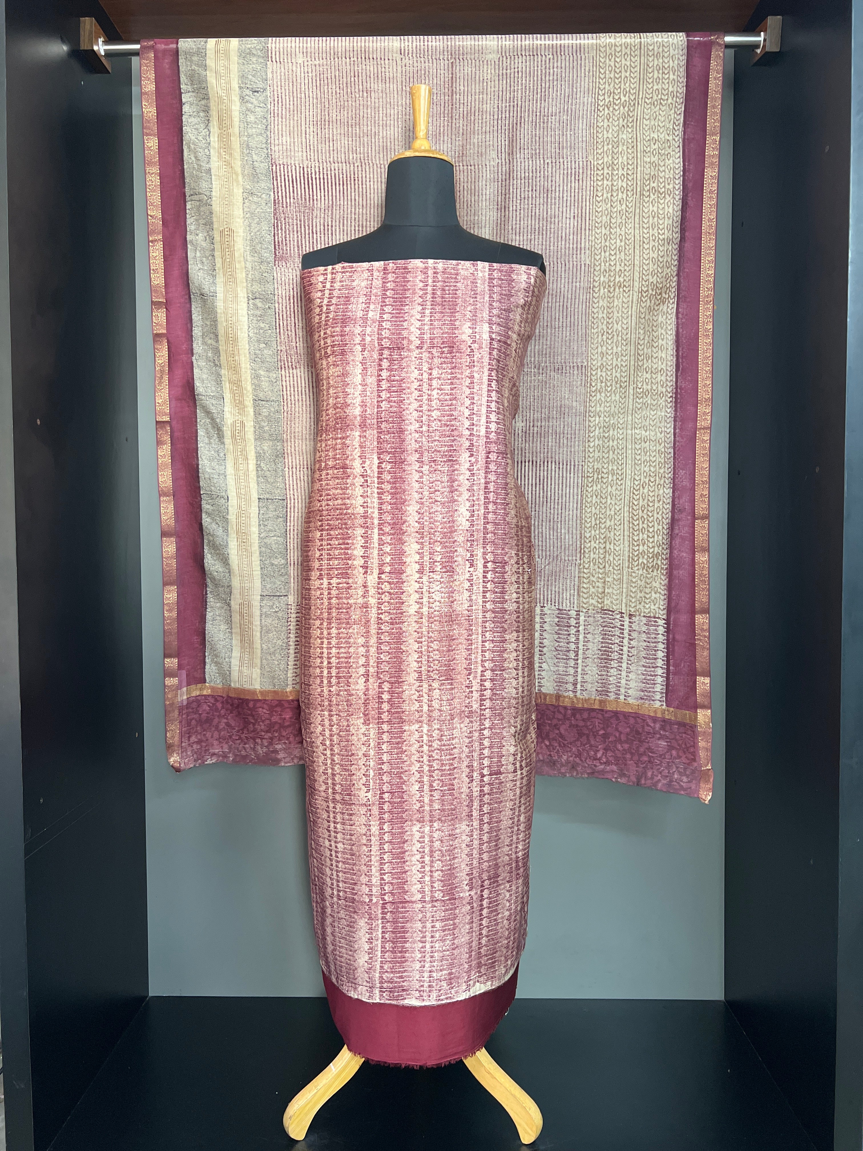 Vertical Line Pattern Silk Chanderi Salwar Set | YNG1458