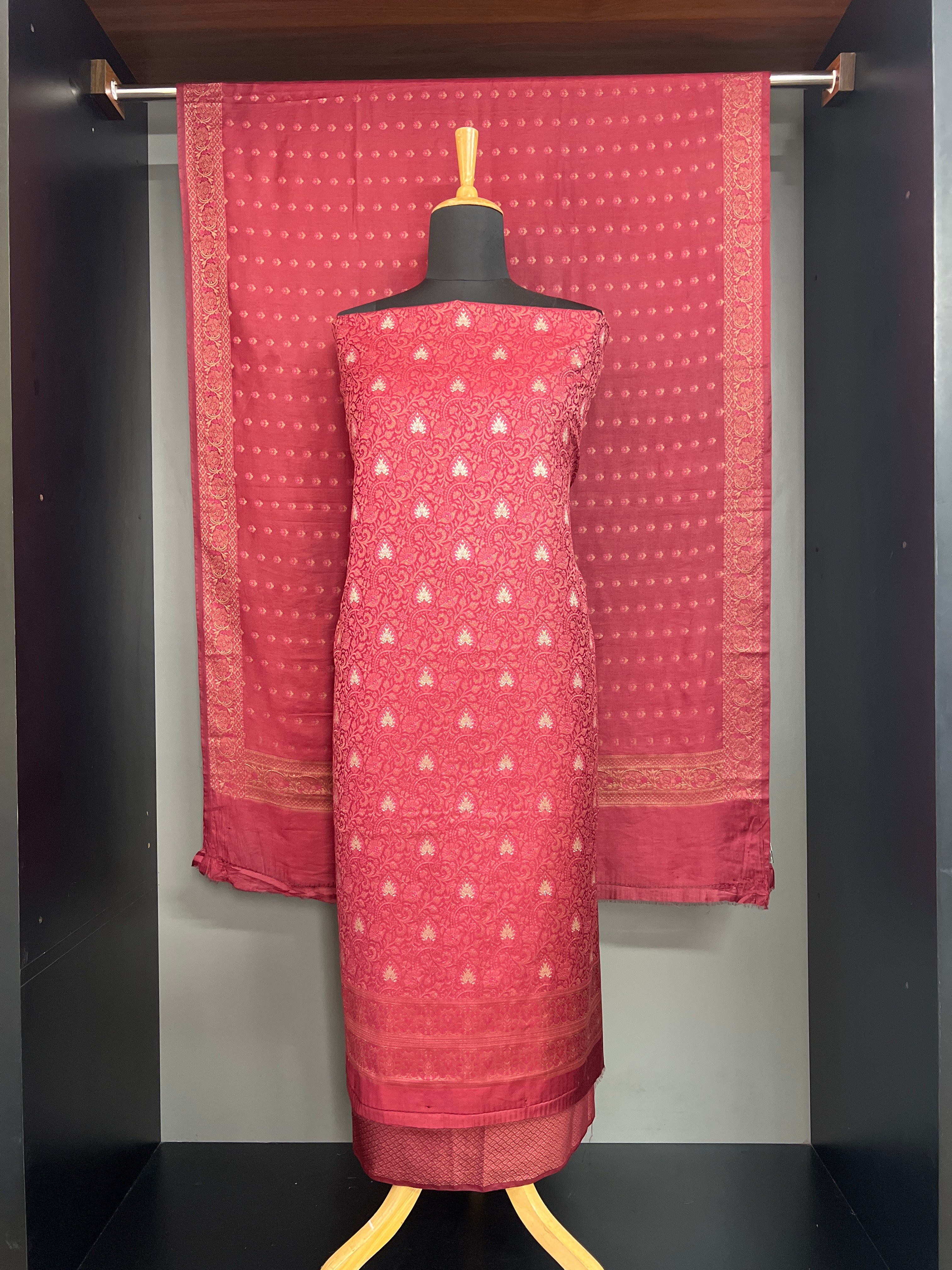 Banarasi Brocade Semi Kathan Salwar Set | ZSS491