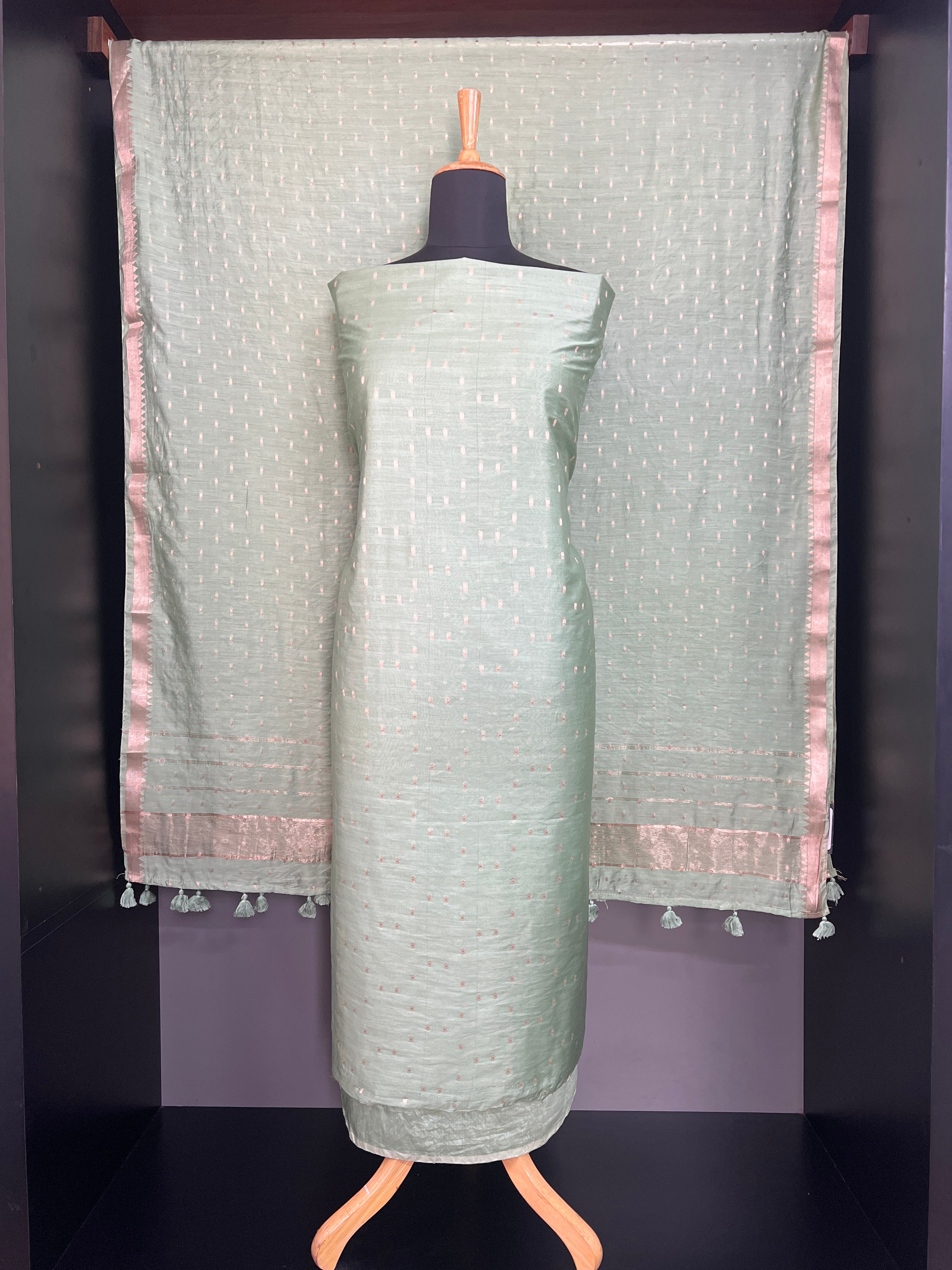 Golden Zari Buta Woven Pattern Chanderi Finish Salwar Set | YNG1422