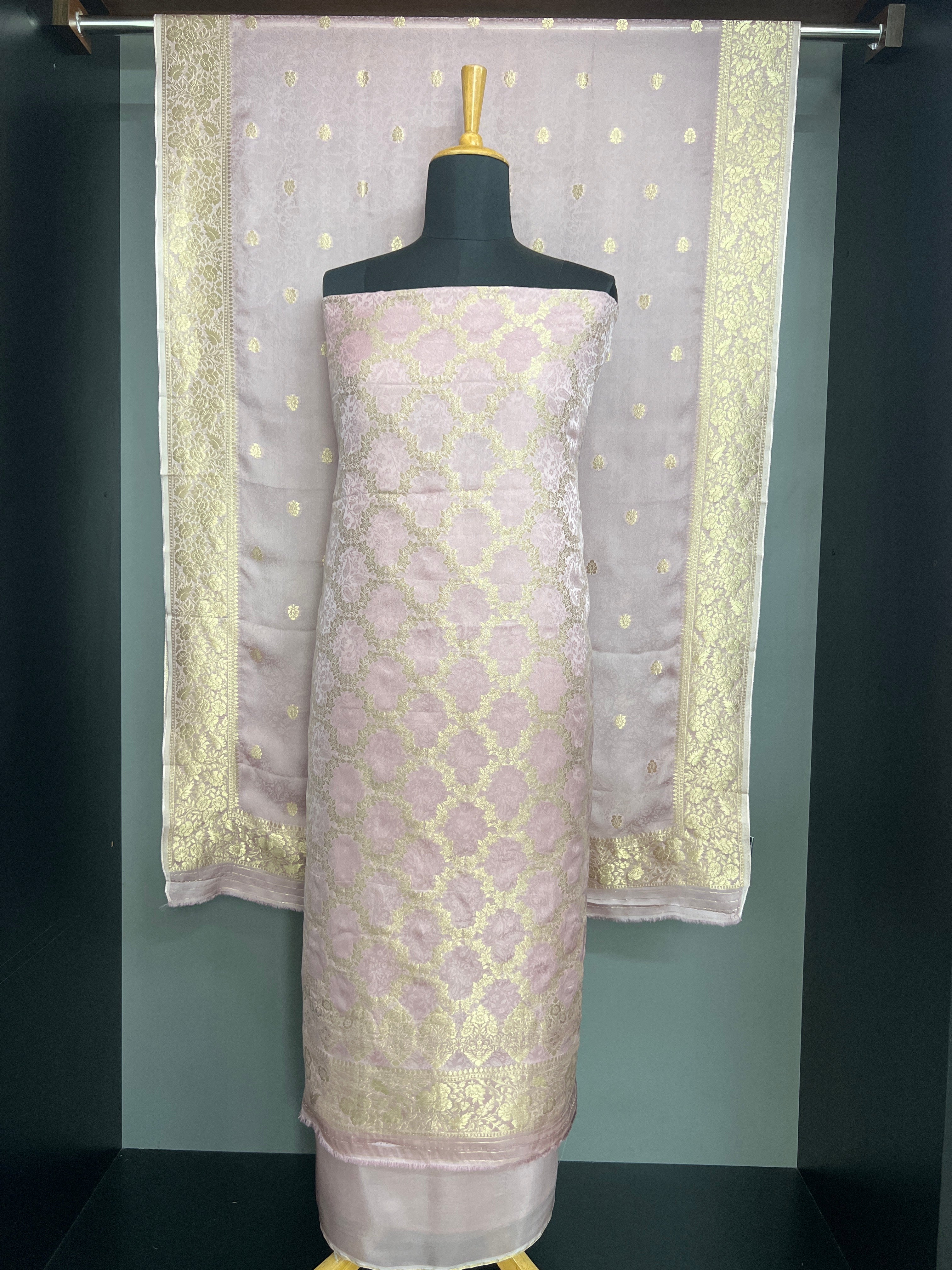Banarasi Woven Semi Silk Salwar Set | EG161