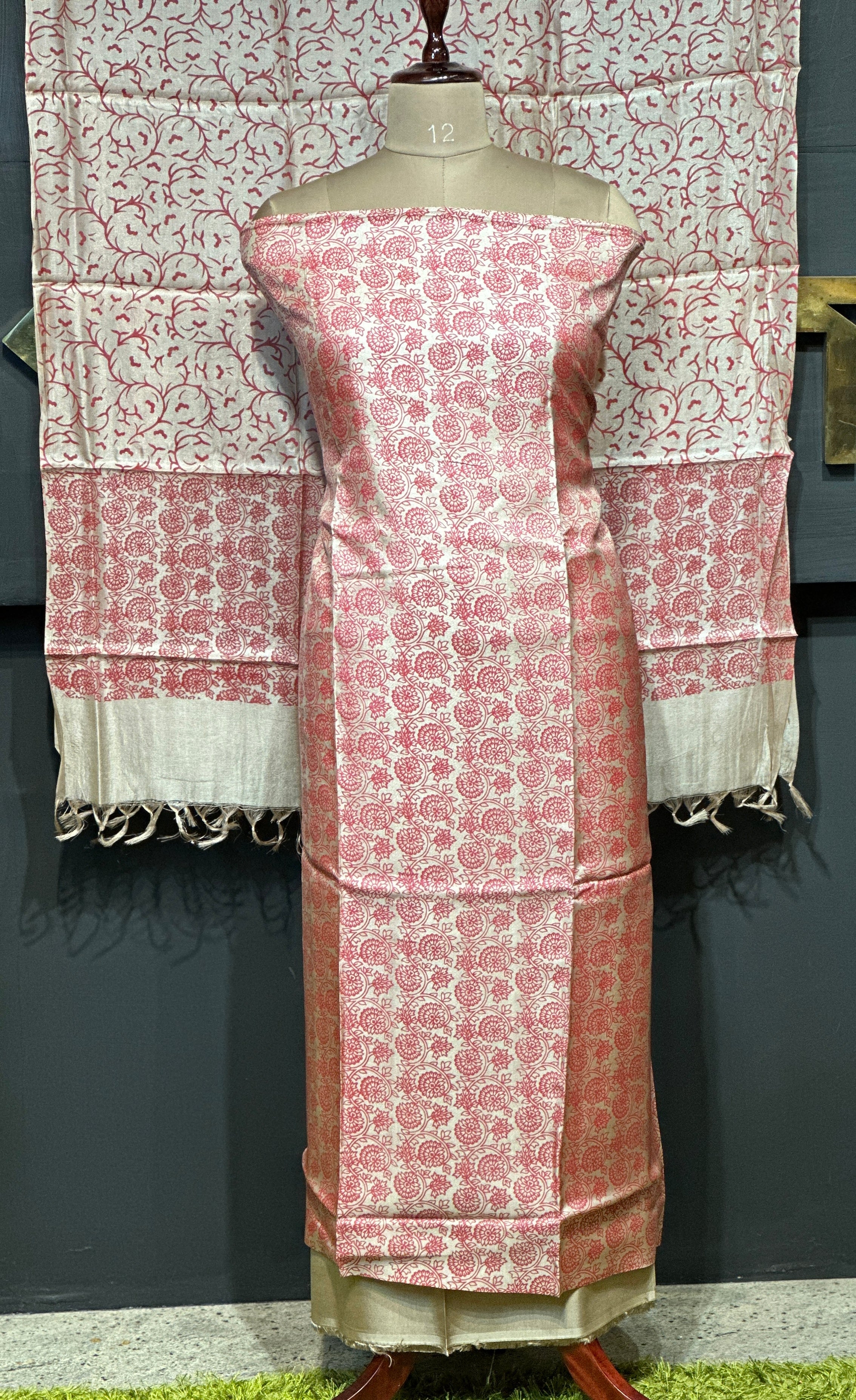Floral Print Detailed Blended Tussar Salwar Set | ACT1634