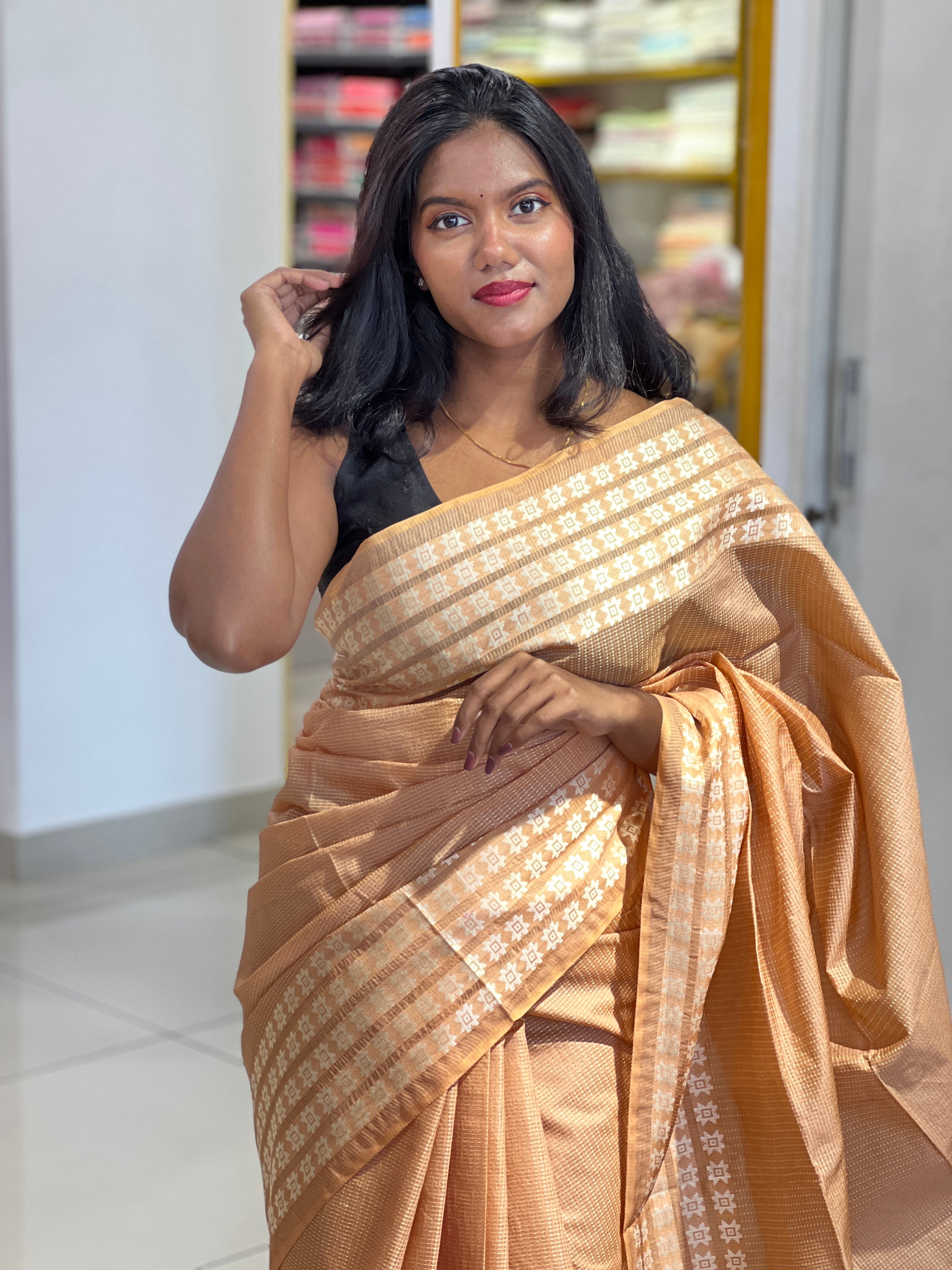 Thread Woven Floral Patterned Semi Tussar Saree | ACT1764