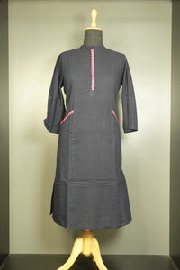 Machine Embroidery Slub Cotton Kurta | AHD1240