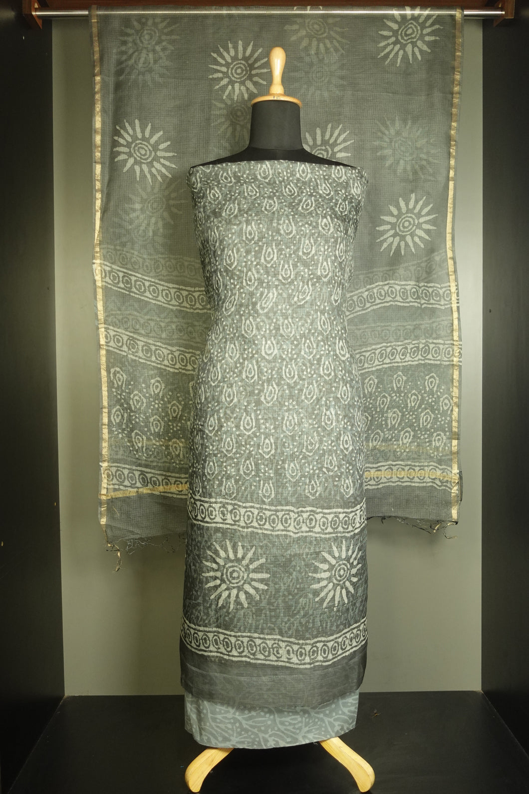 Grey color batik printed kota doriya salwar set | MC438