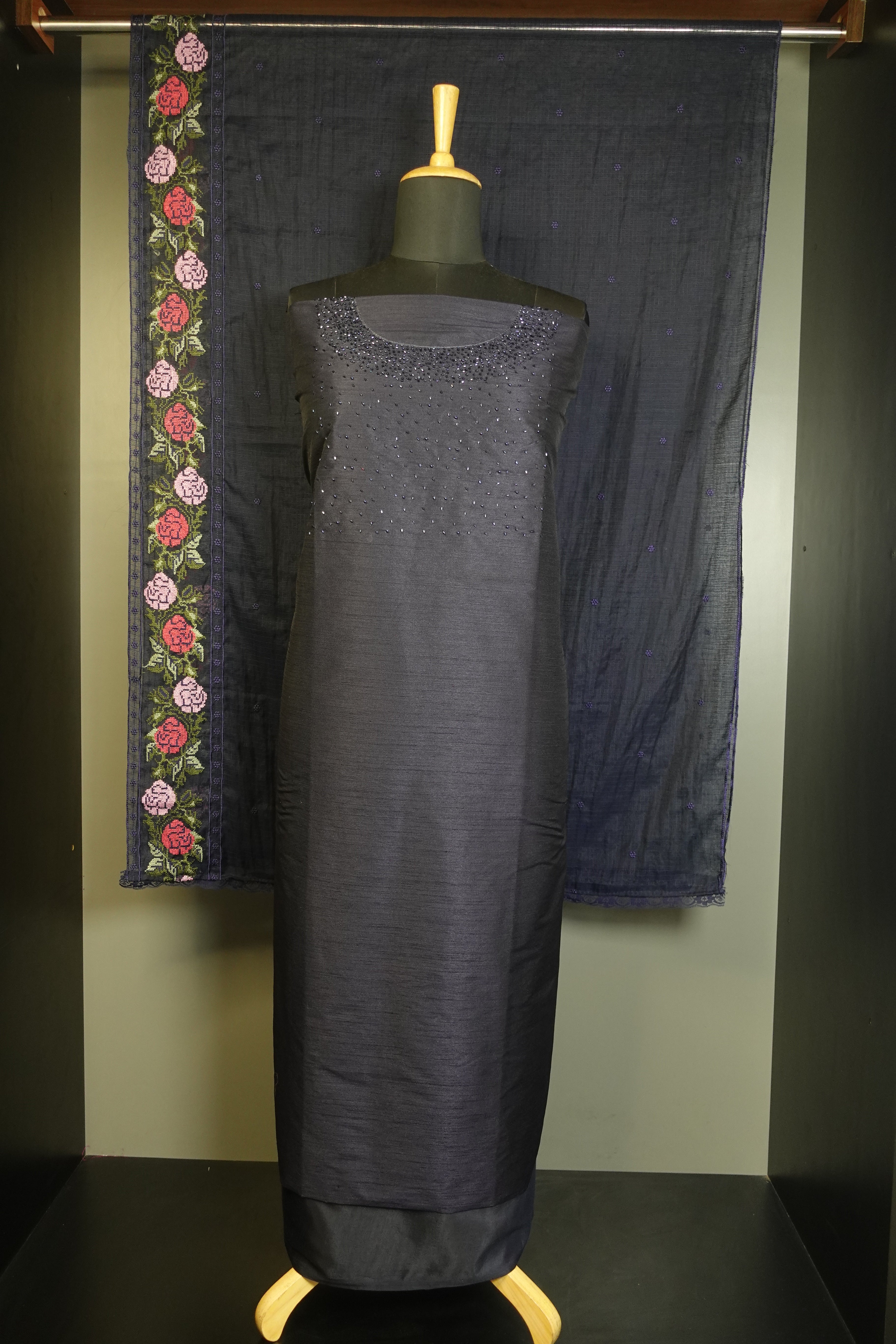 Cut Beads Embroidered Tussar Finish Salwar Set | PFS198