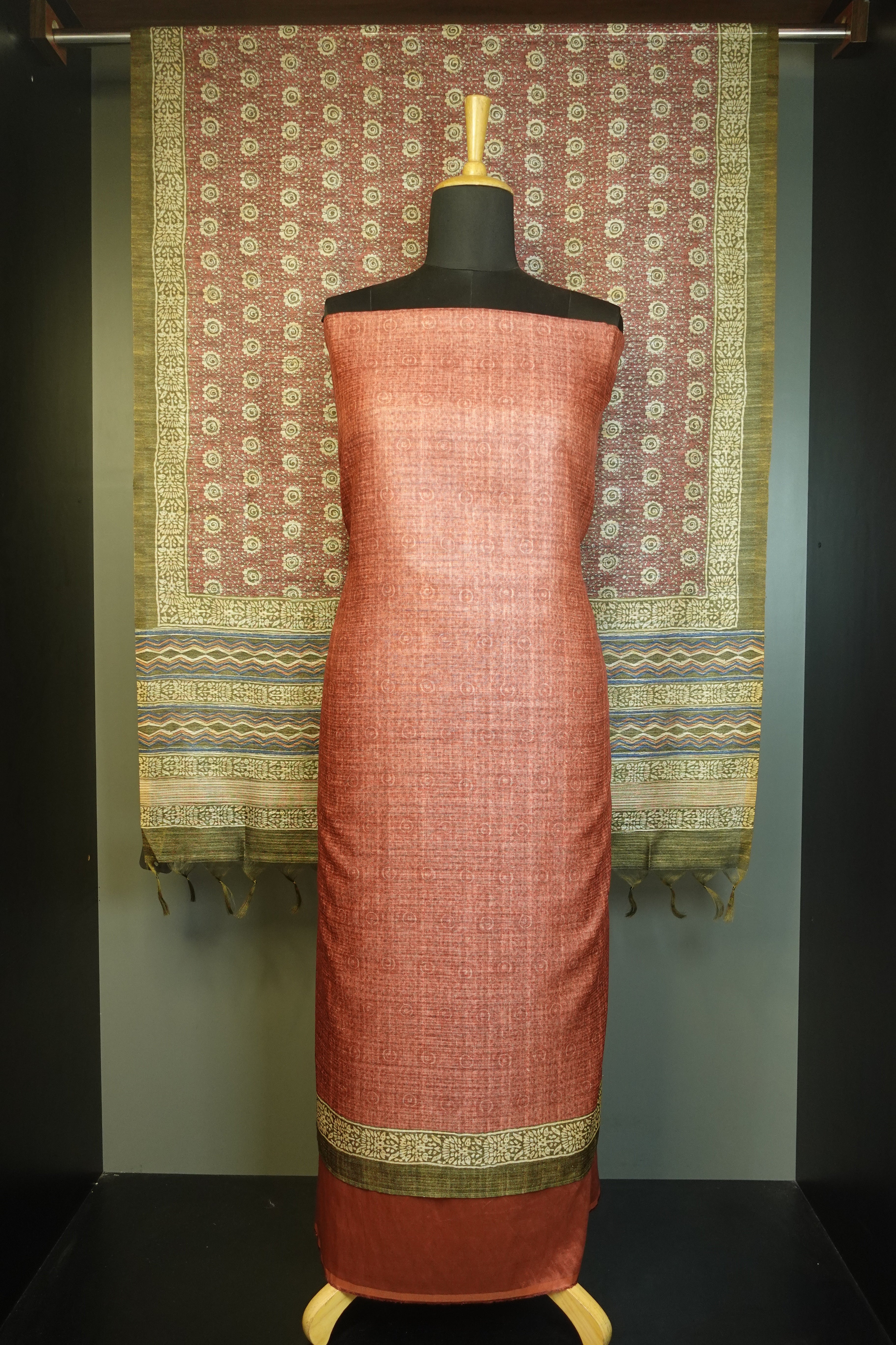 Digital Printed Geecha Tussar Finish Salwar Set | SW1660