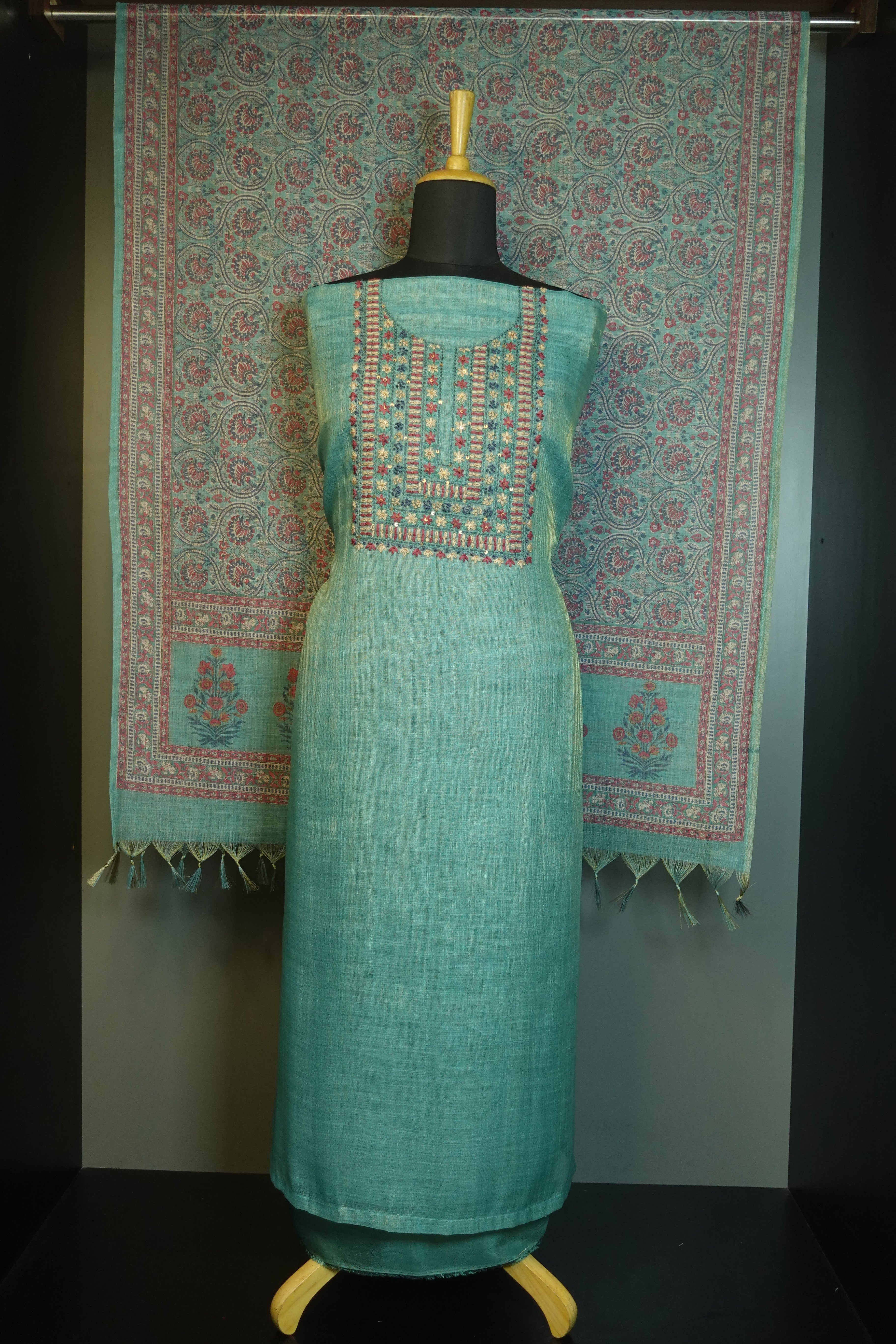 Yoke Embroidery Design Tissue Linen Salwar Set | KSD115