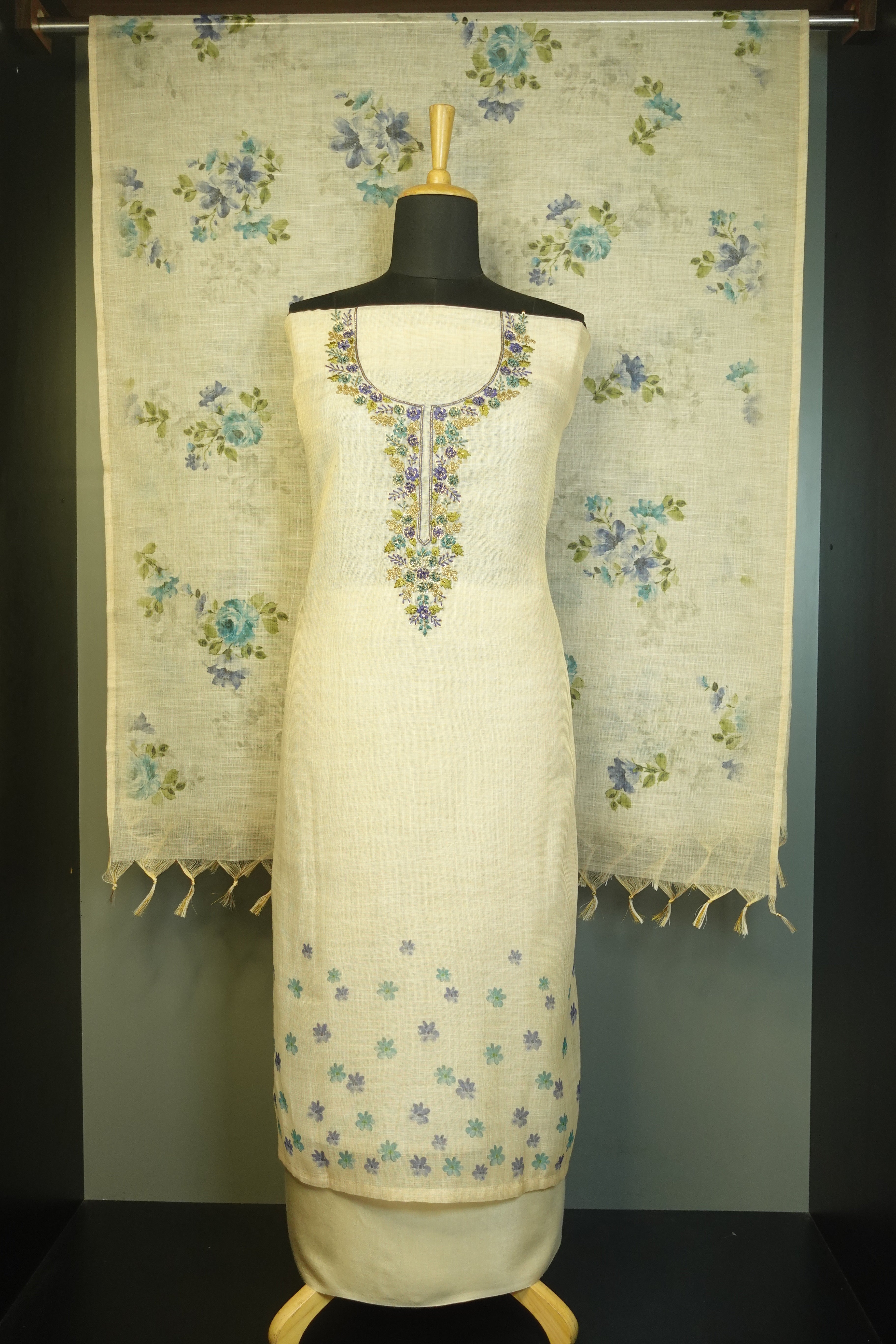 Hand Embroidery Tissue Linen Salwar set | KSD119