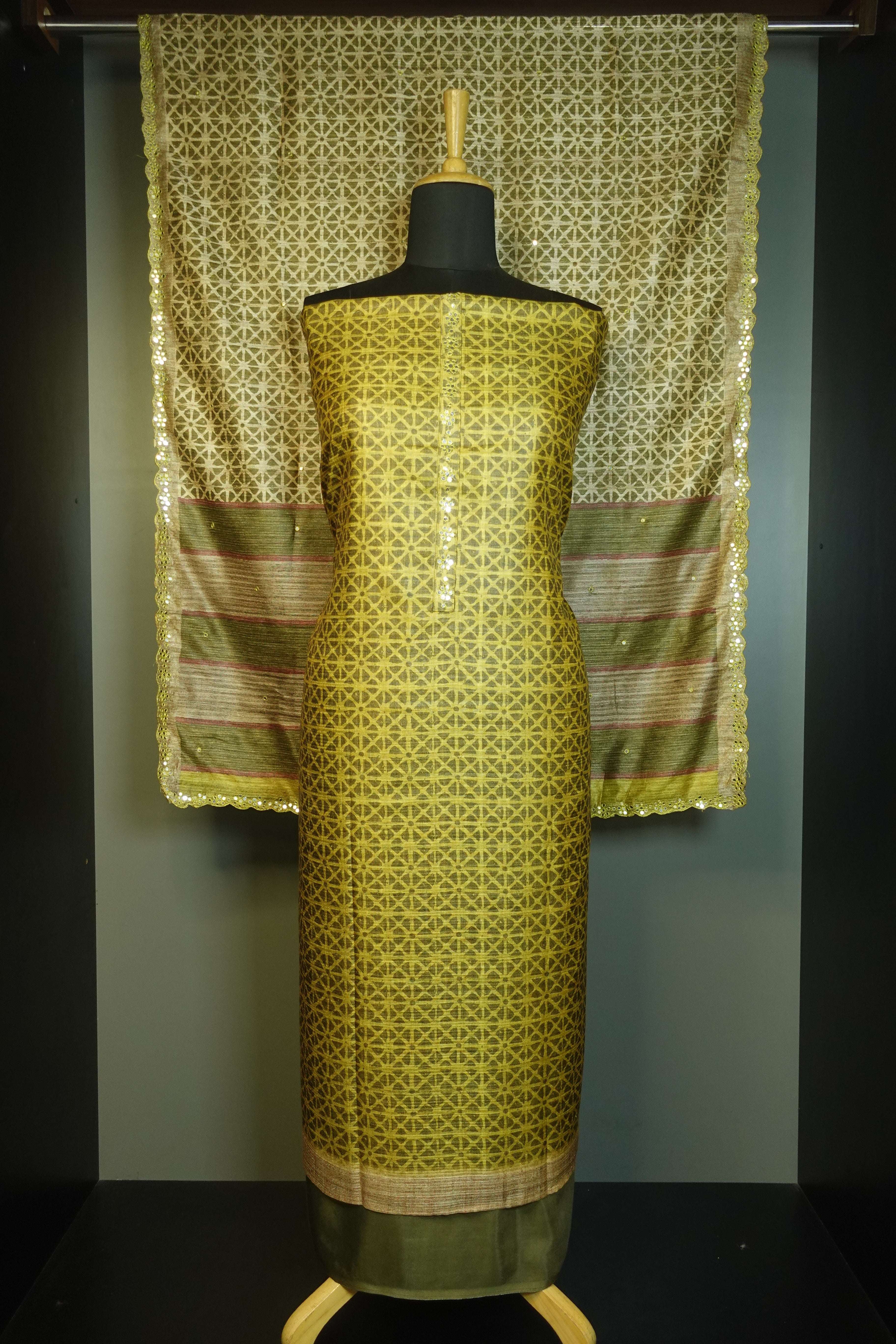 Sublimation Printed Tussar Finish Salwar Set | VAN111