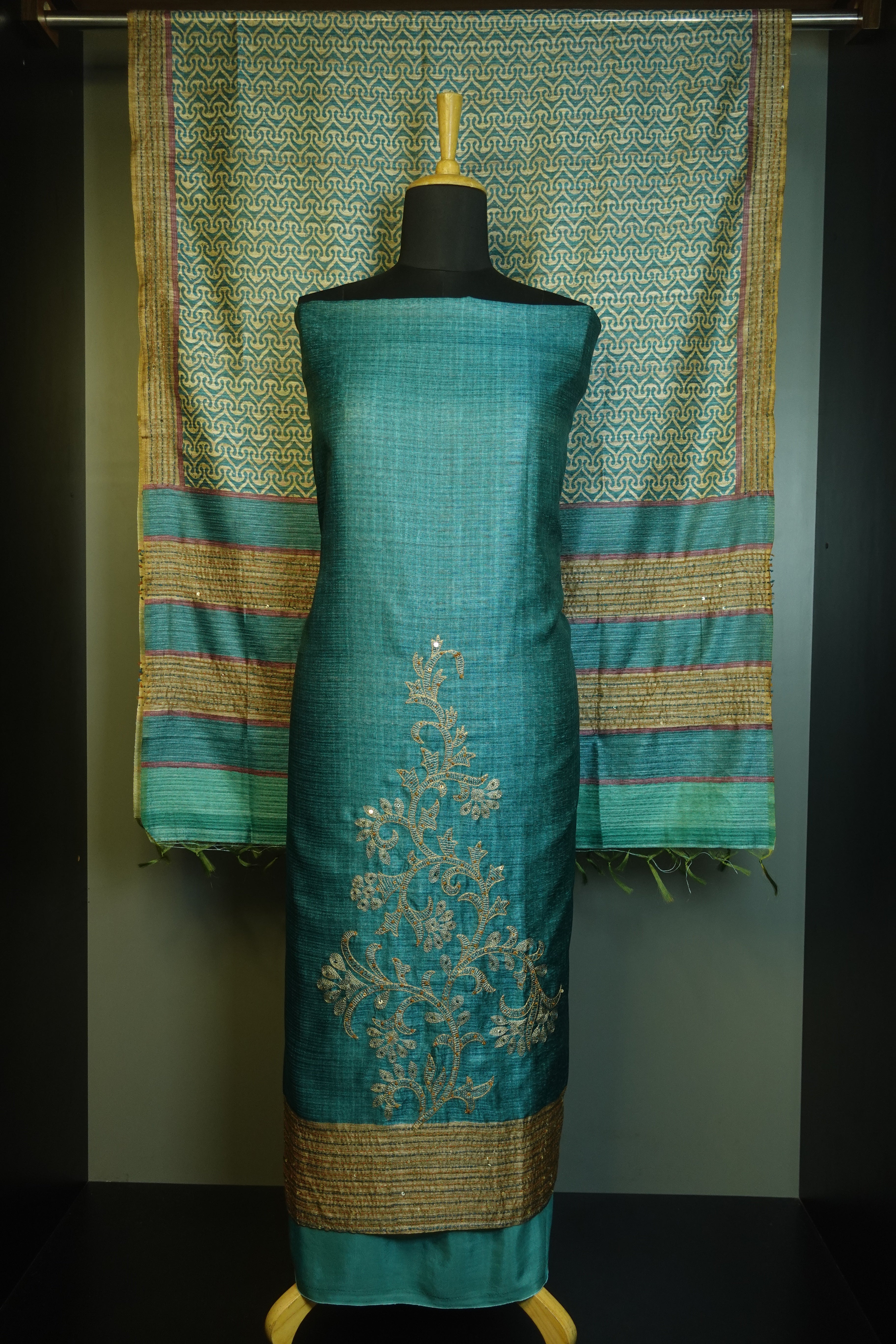 Embroidery Geecha Tussar Finish Salwar Set | KTF103