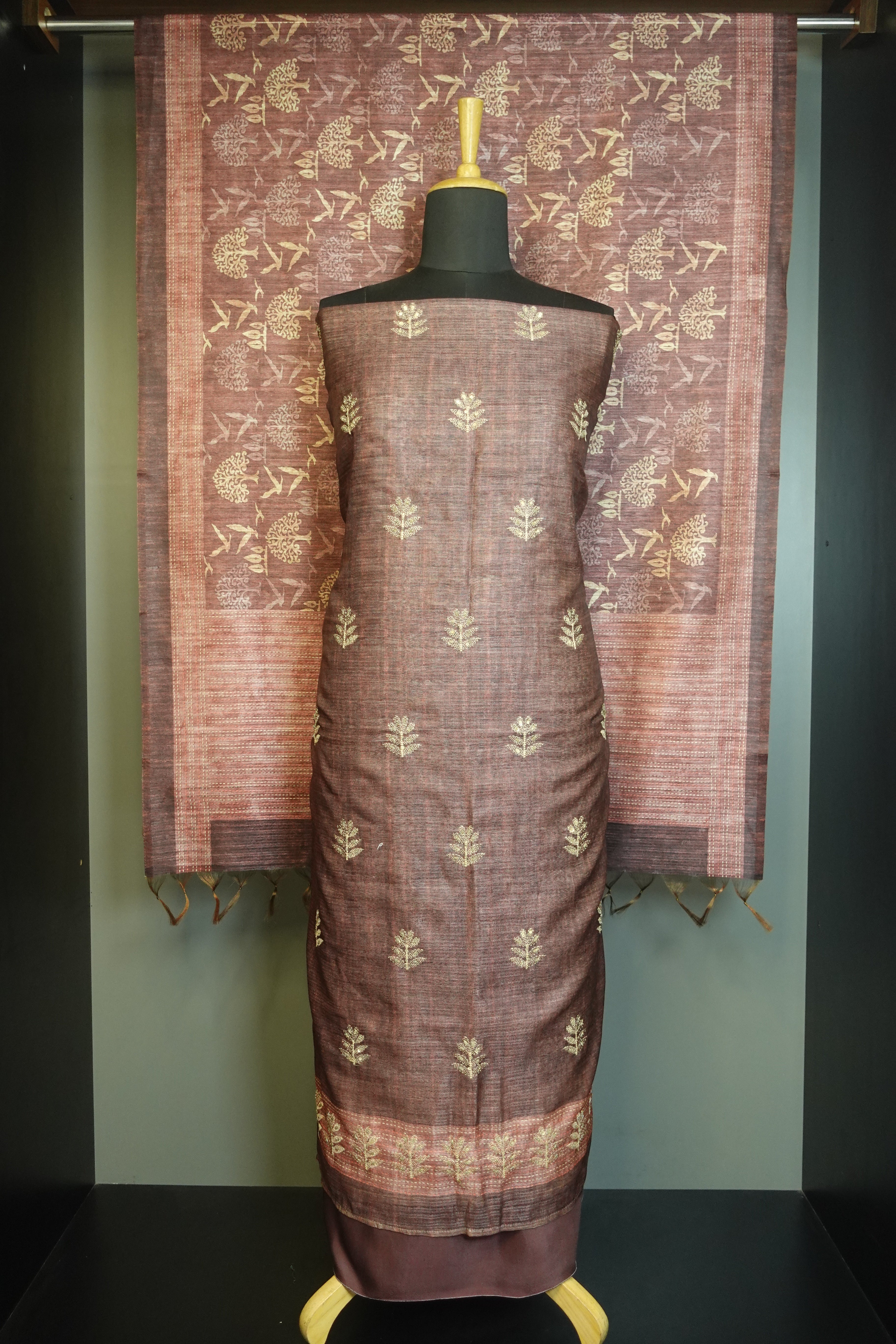 Embroidery Geecha Tussar Finish Salwar Set | KTF116