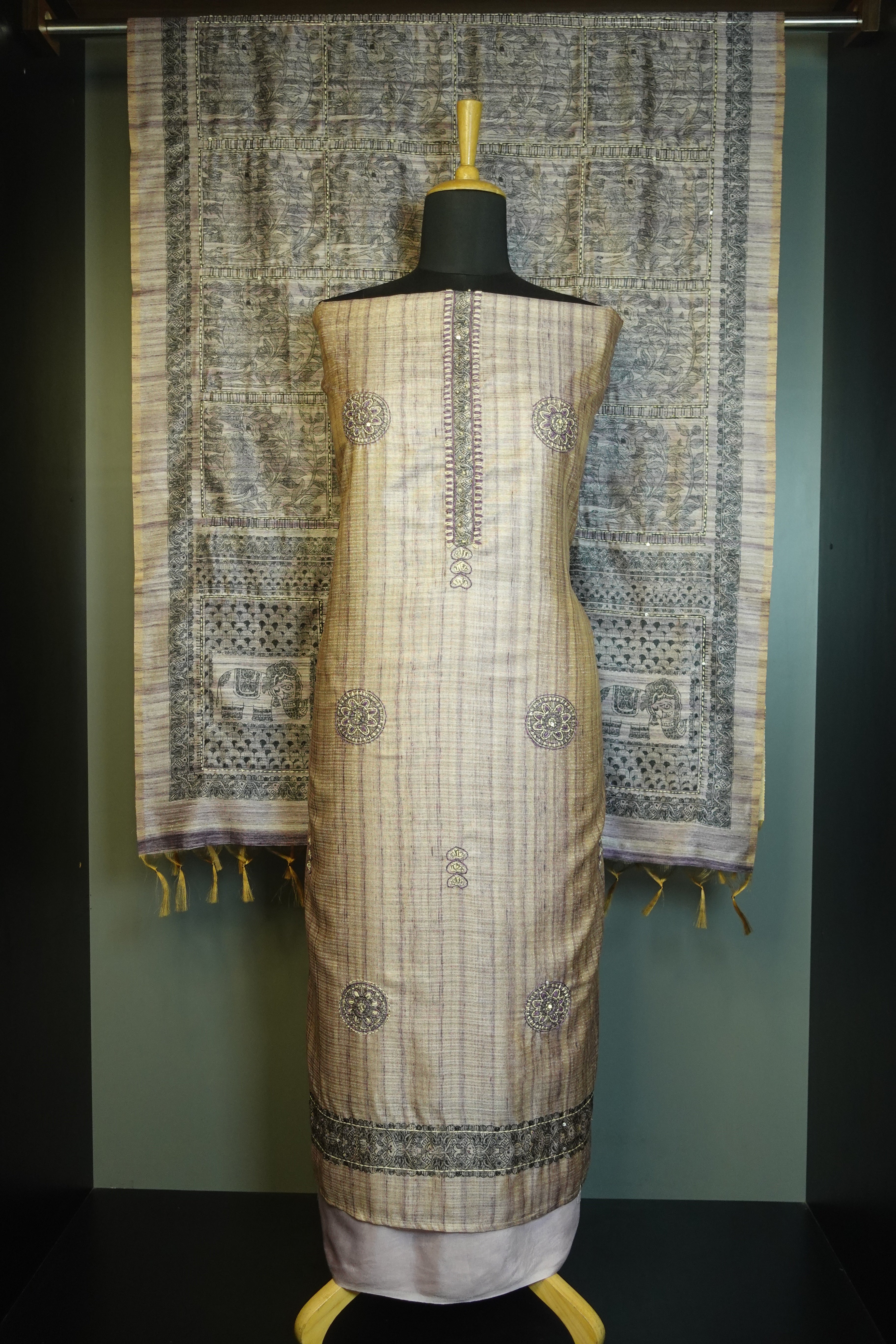 Rangoli  Design Geecha Tussar Finish Salwar Set | KTF112