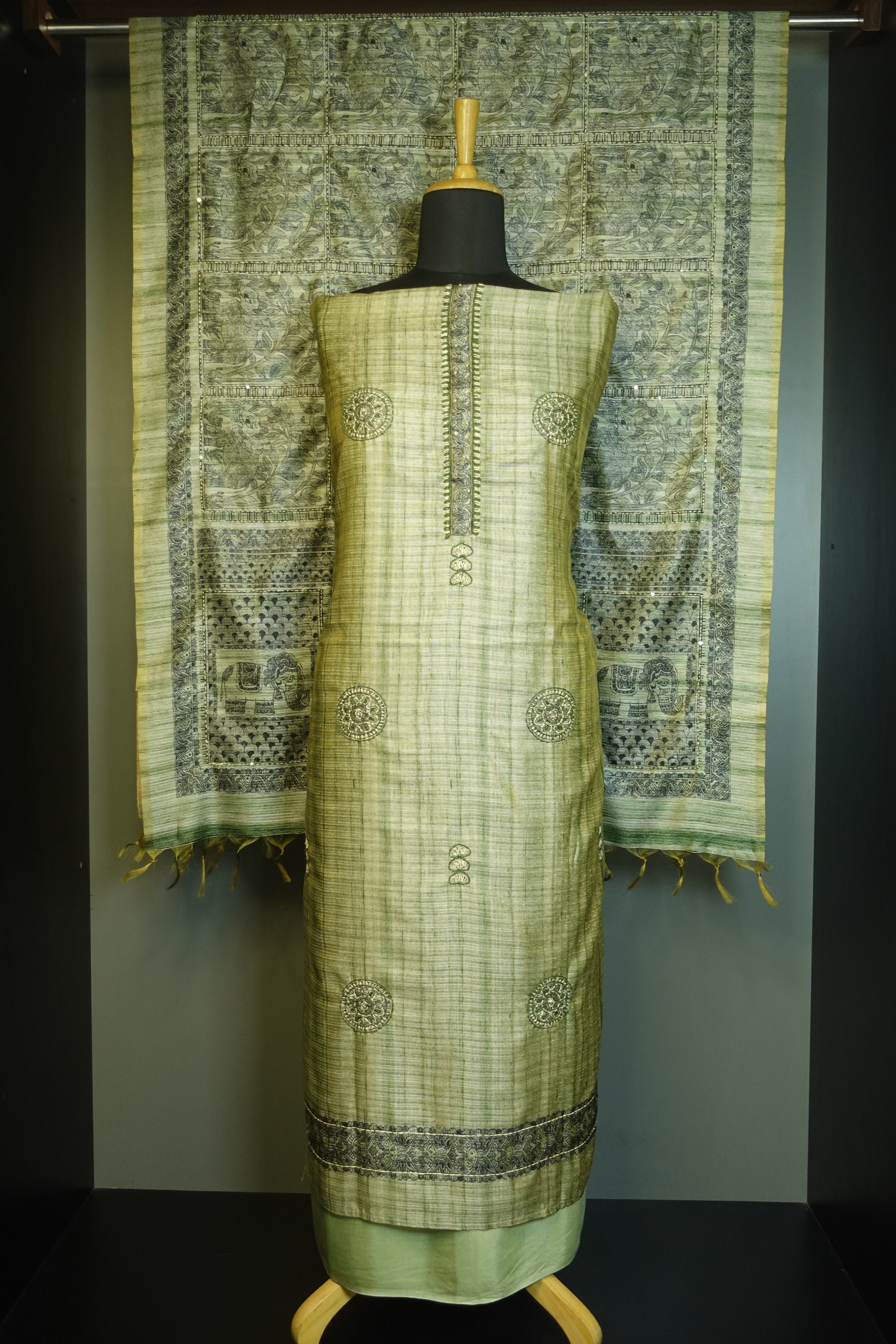 Rangoli  Design Geecha Tussar Finish Salwar Set | KTF112