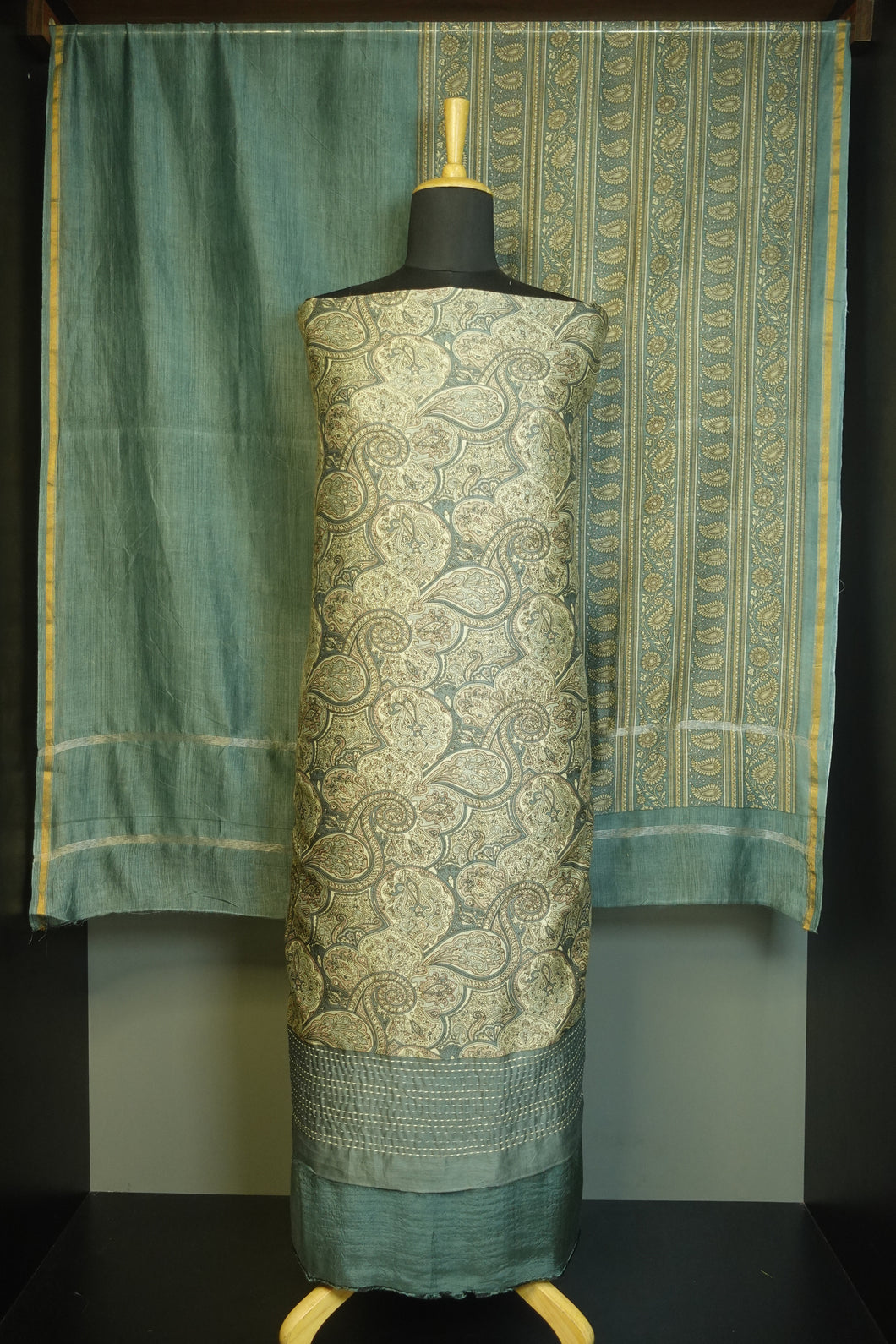 Screen Printed Chanderi Salwar Set | LV104