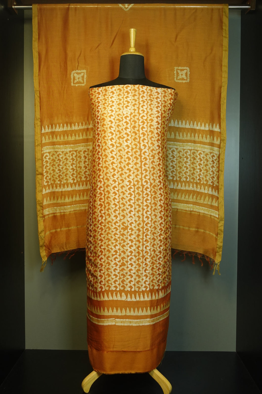 Batik Pattern Chanderi Salwar Set | LV105