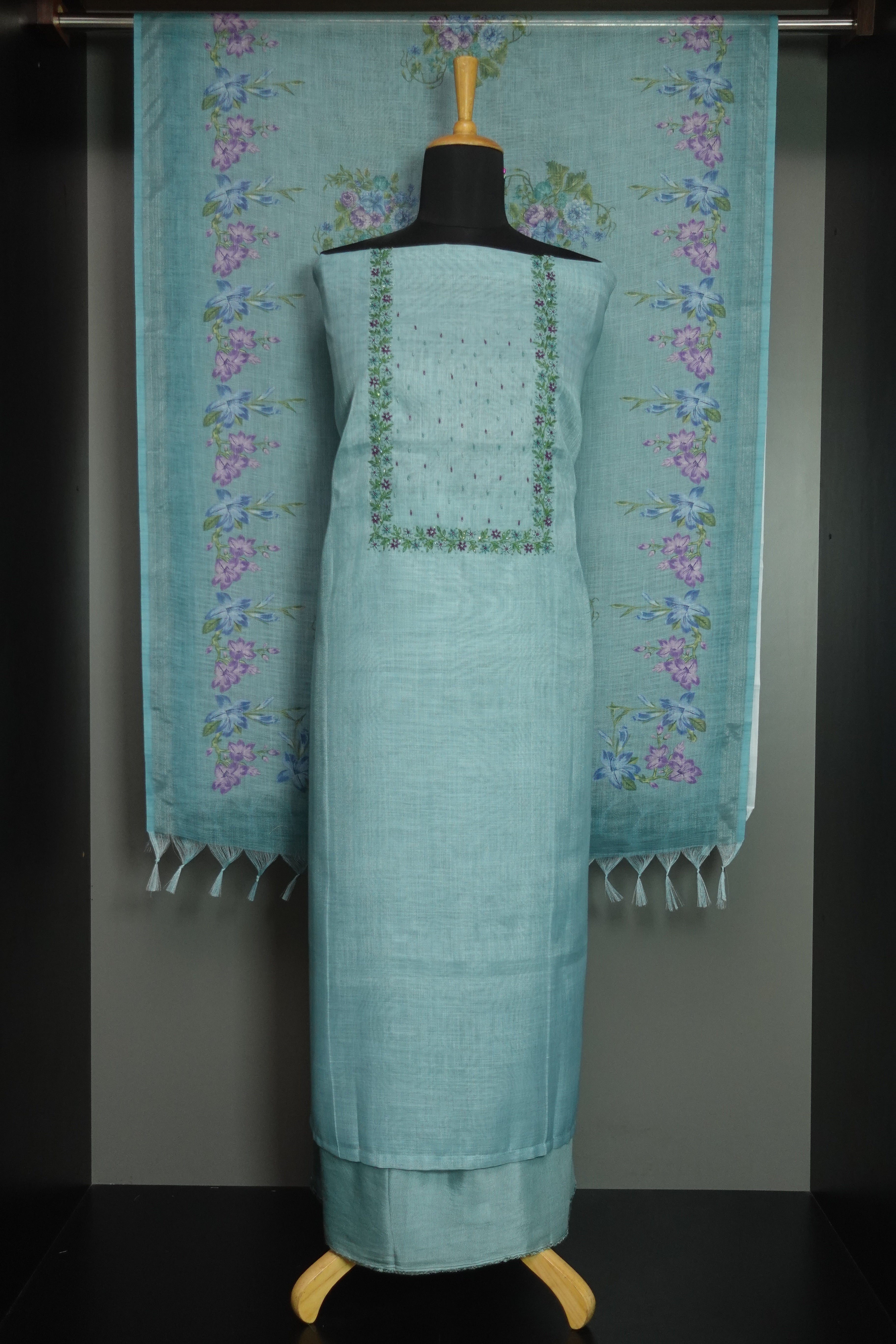 Yoke Embroidery Design Sliver Tissue Salwar Set | KSD145