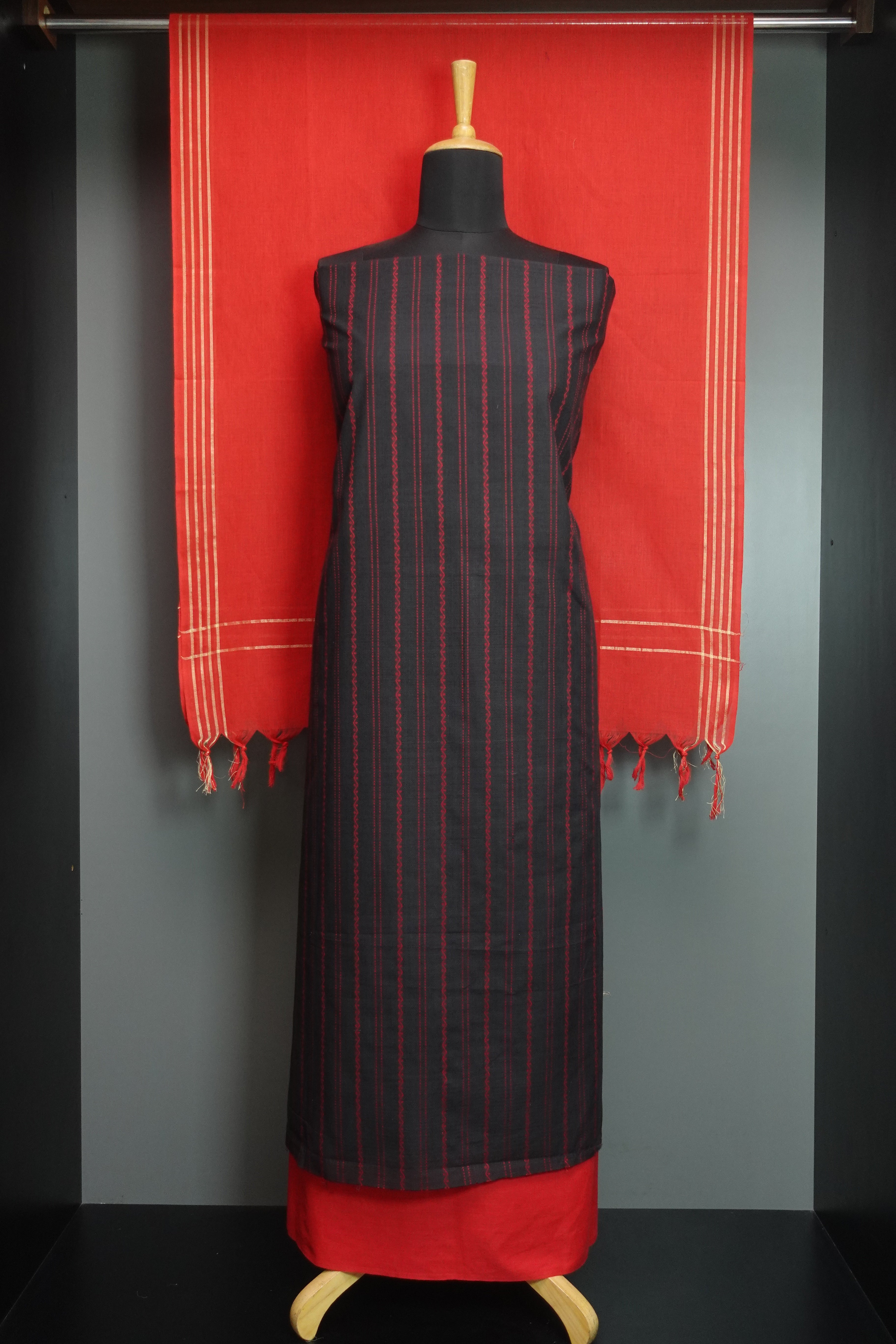 Sewar Pattern Vertical Weaving Pattern Cotton Salwar Set | MNS113 – Aham Designer ...