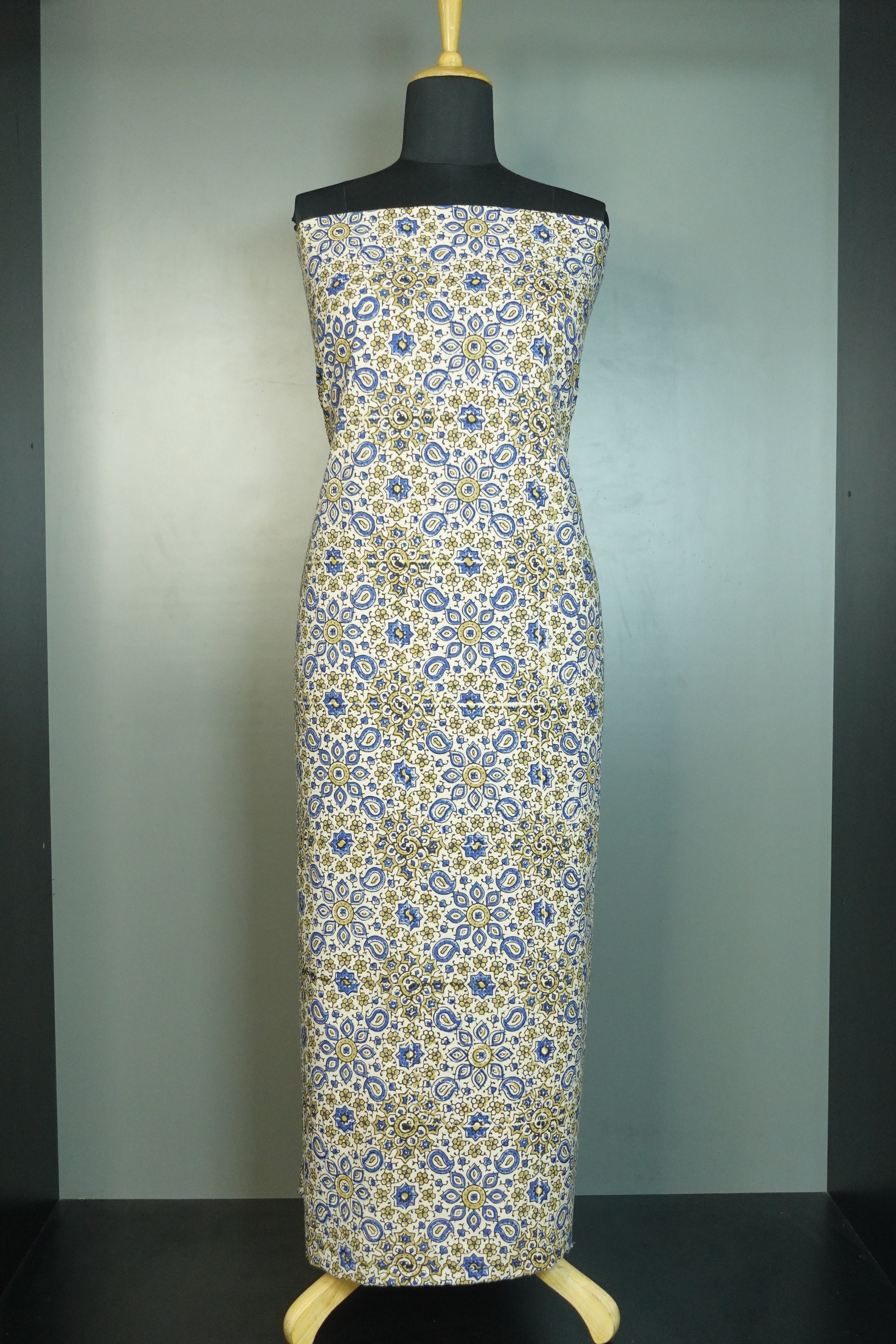 Paisley Pattern Ajrak Hand Dyed Cotton Kurta Material | KA262