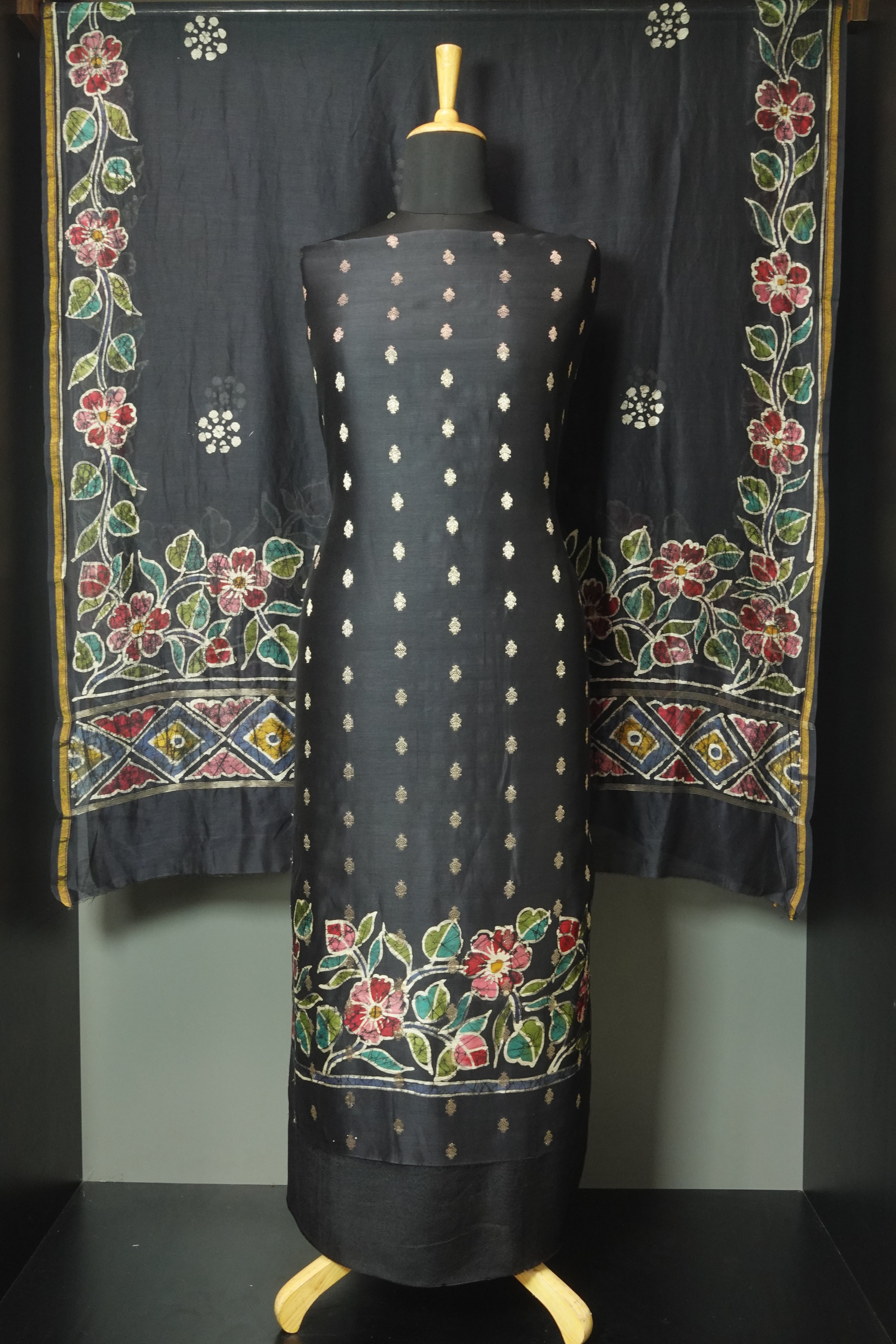 Banarasi Silk Chanderi Salwar Set | LV252