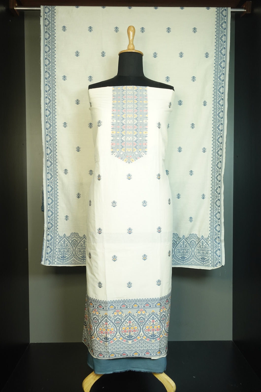 Sewar Pattern Weaving Pattern With Geometrical Design Soft Cotton Salwar Set | SW153