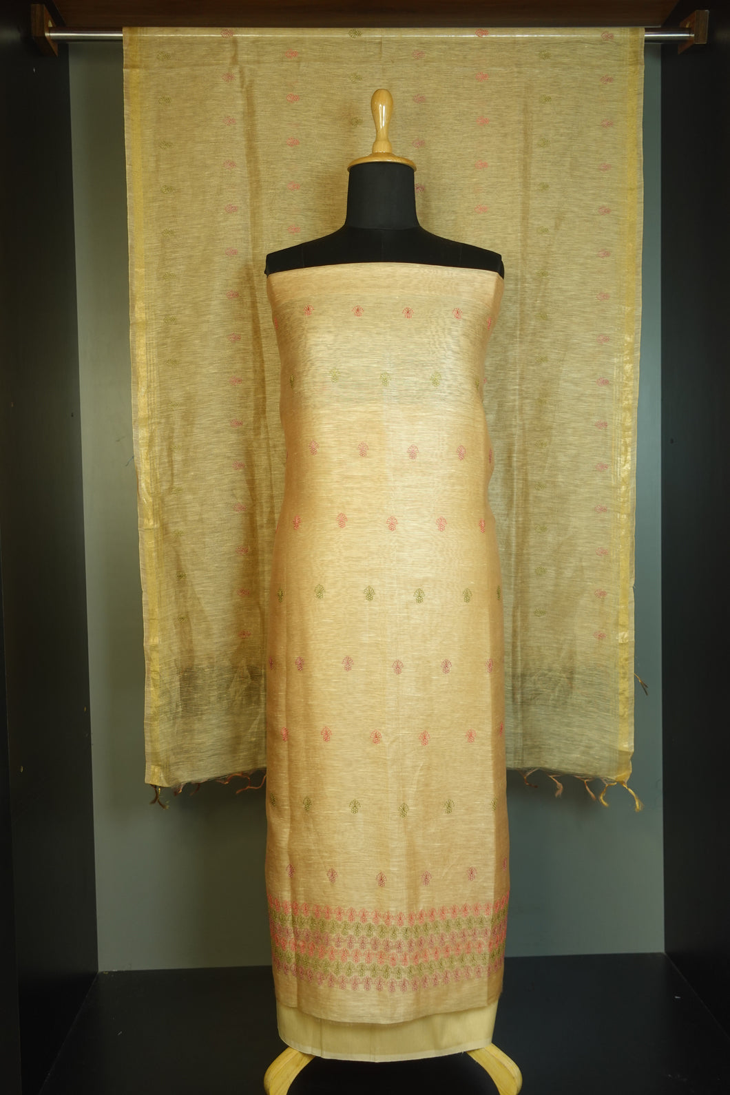 Floral  Design Computerized Embroidery  Silk Linen Salwar Set | HS966