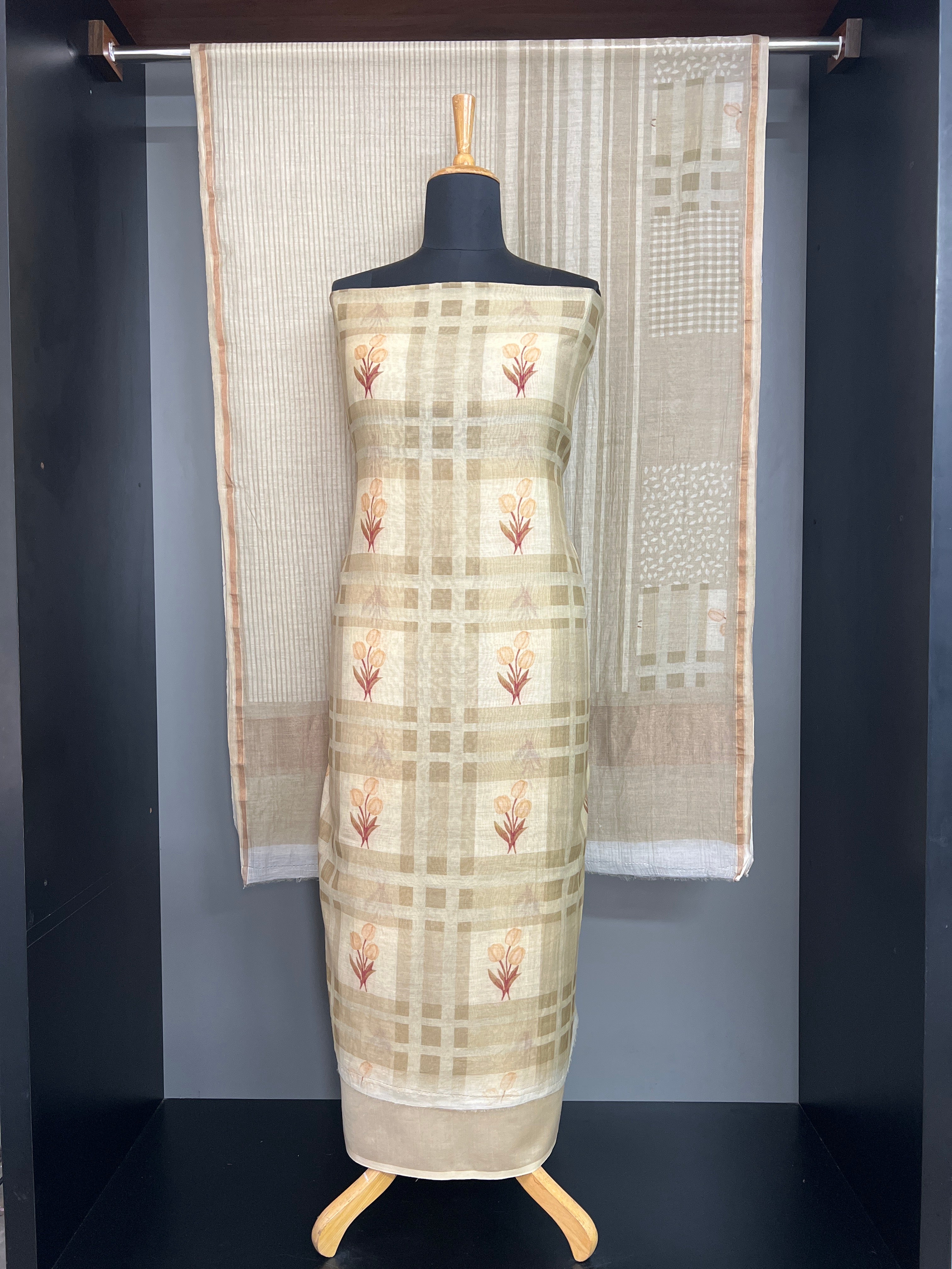 Floral Patterned Mul Chanderi Salwar set | YNG1454